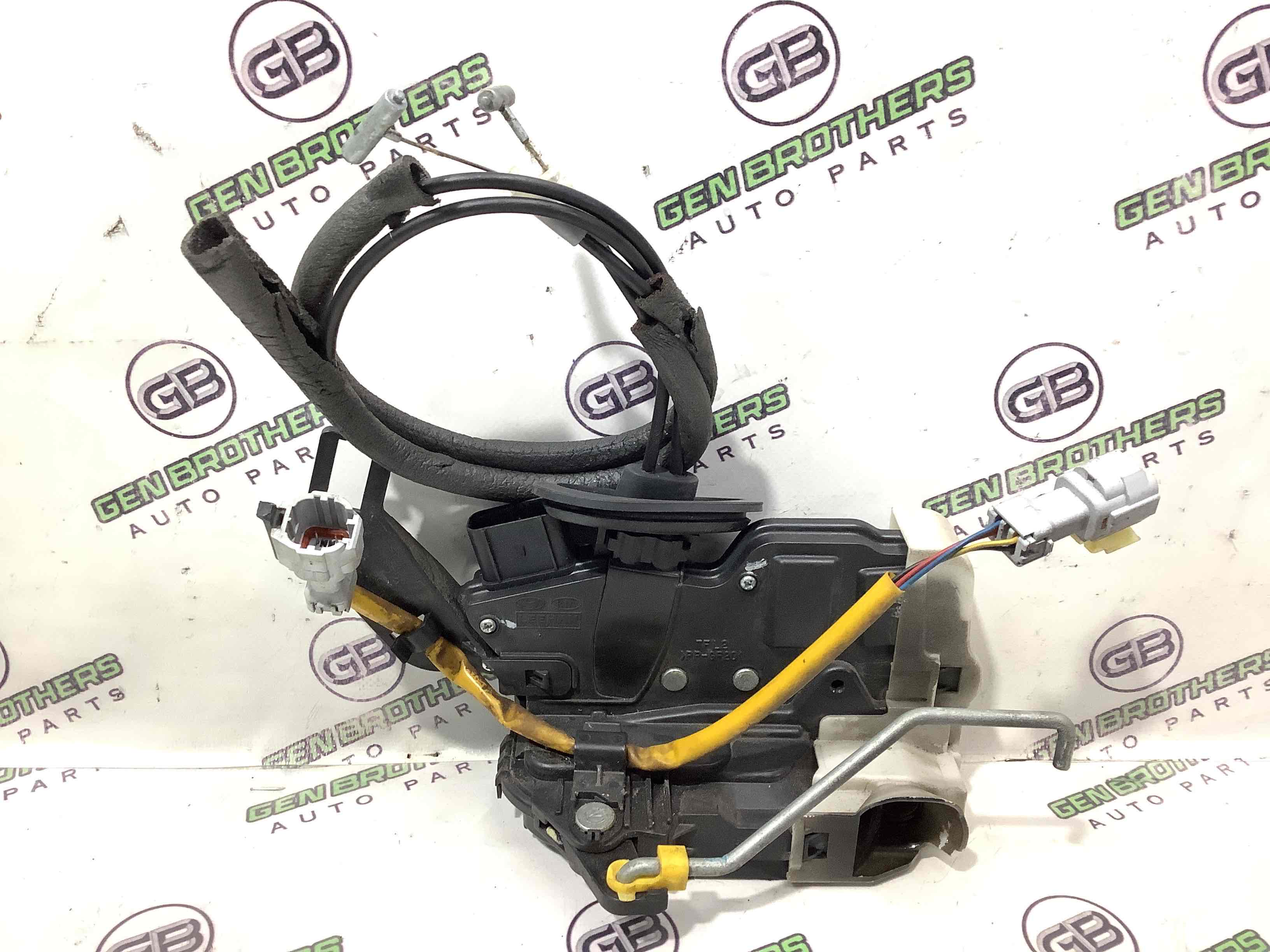 Замок дверей передньої лівої