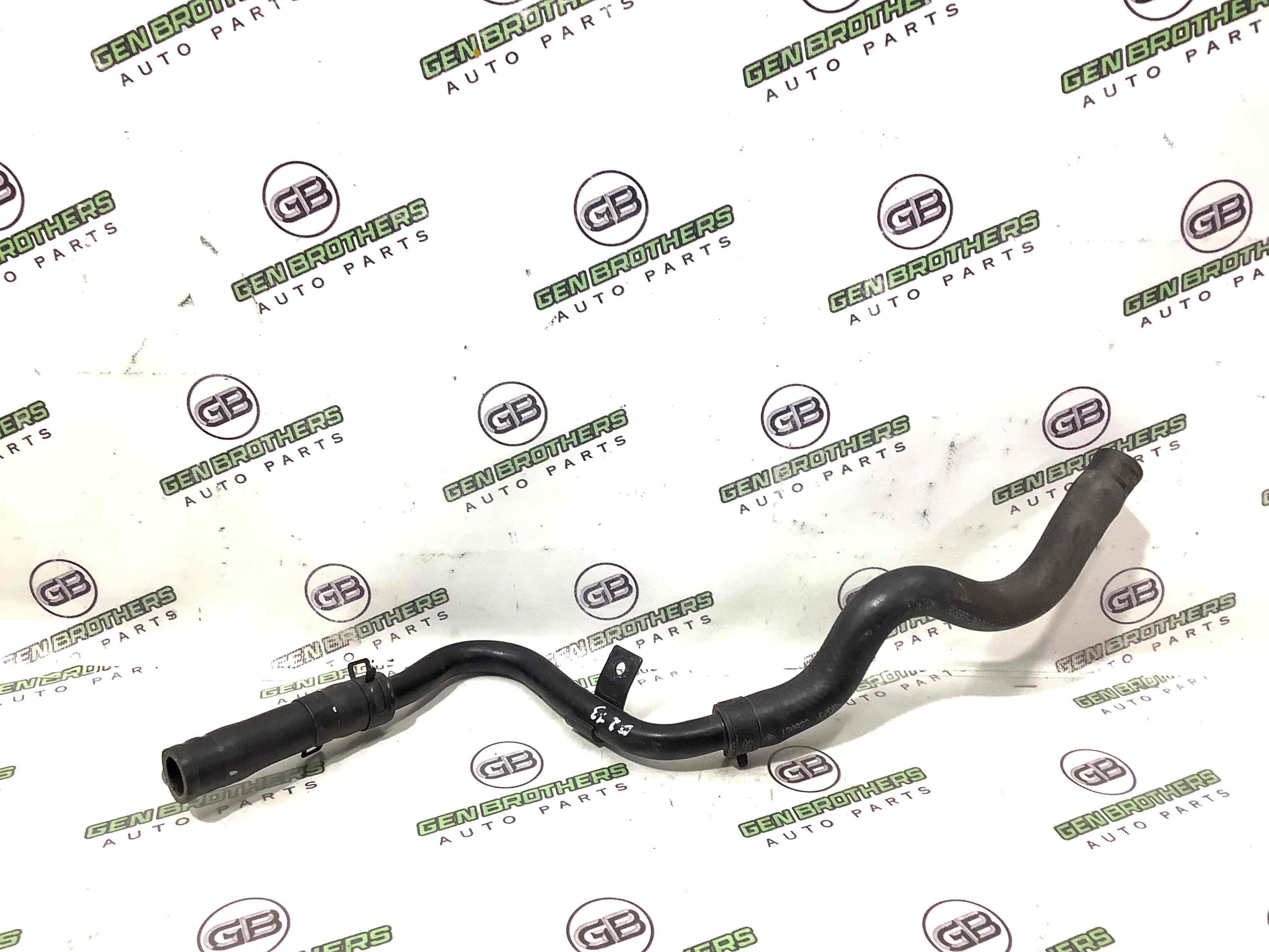 Патрубок трубопровід, шланг