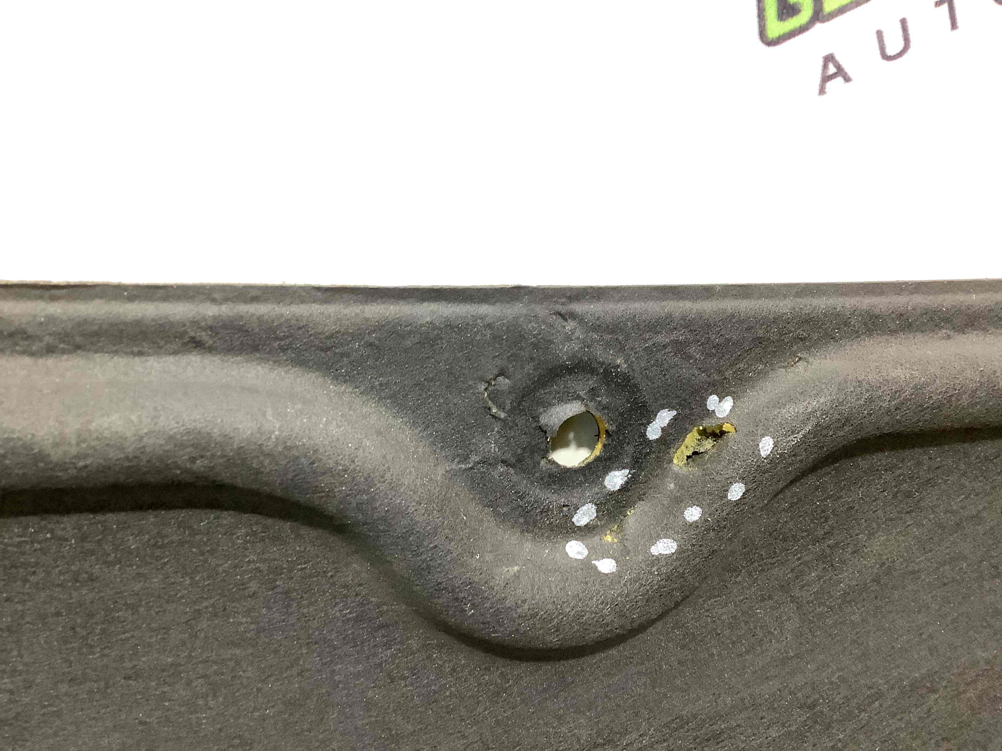 Ущільнювач капота, ізолятор, шуба