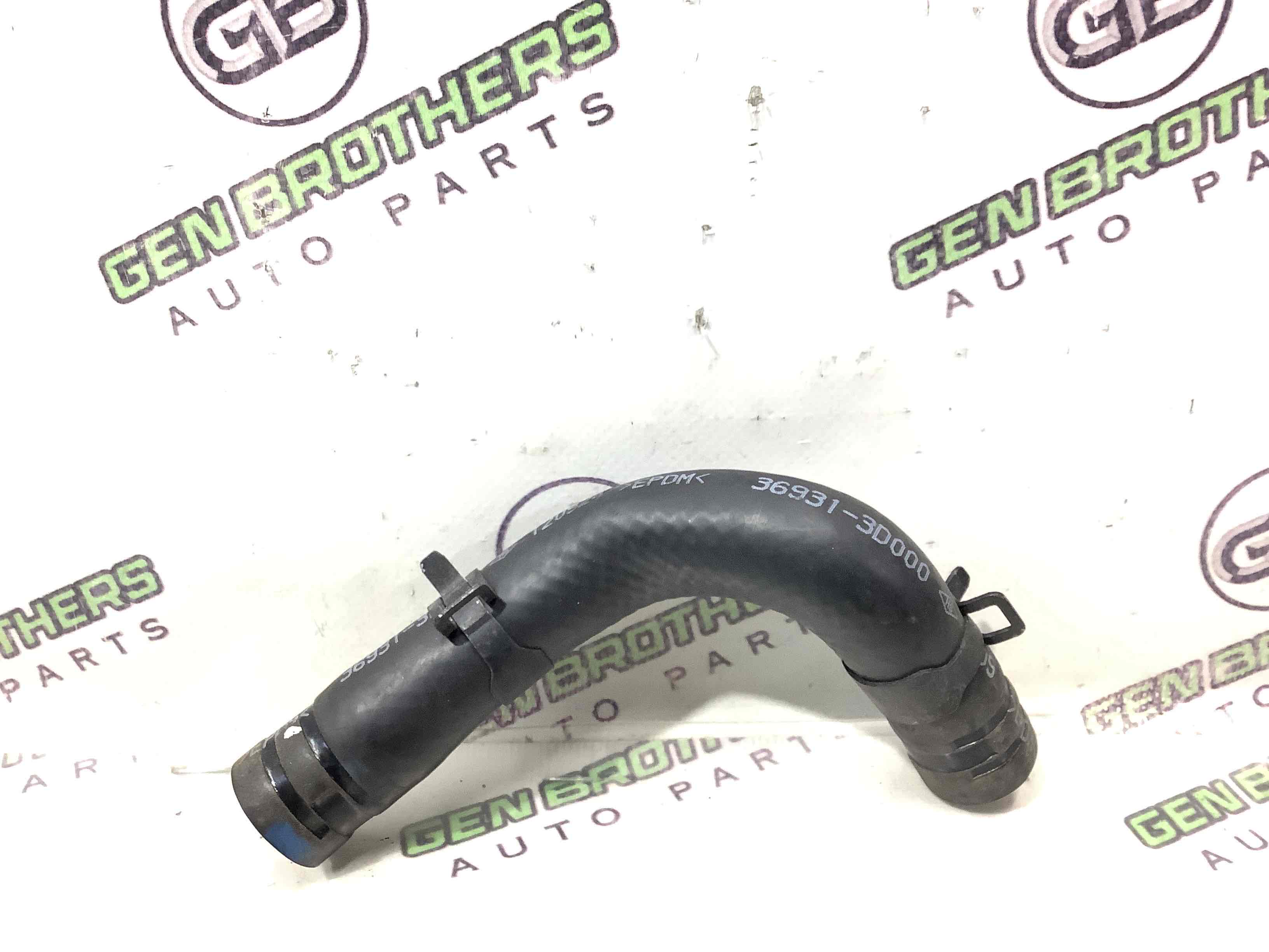 Патрубок трубопровід, шланг