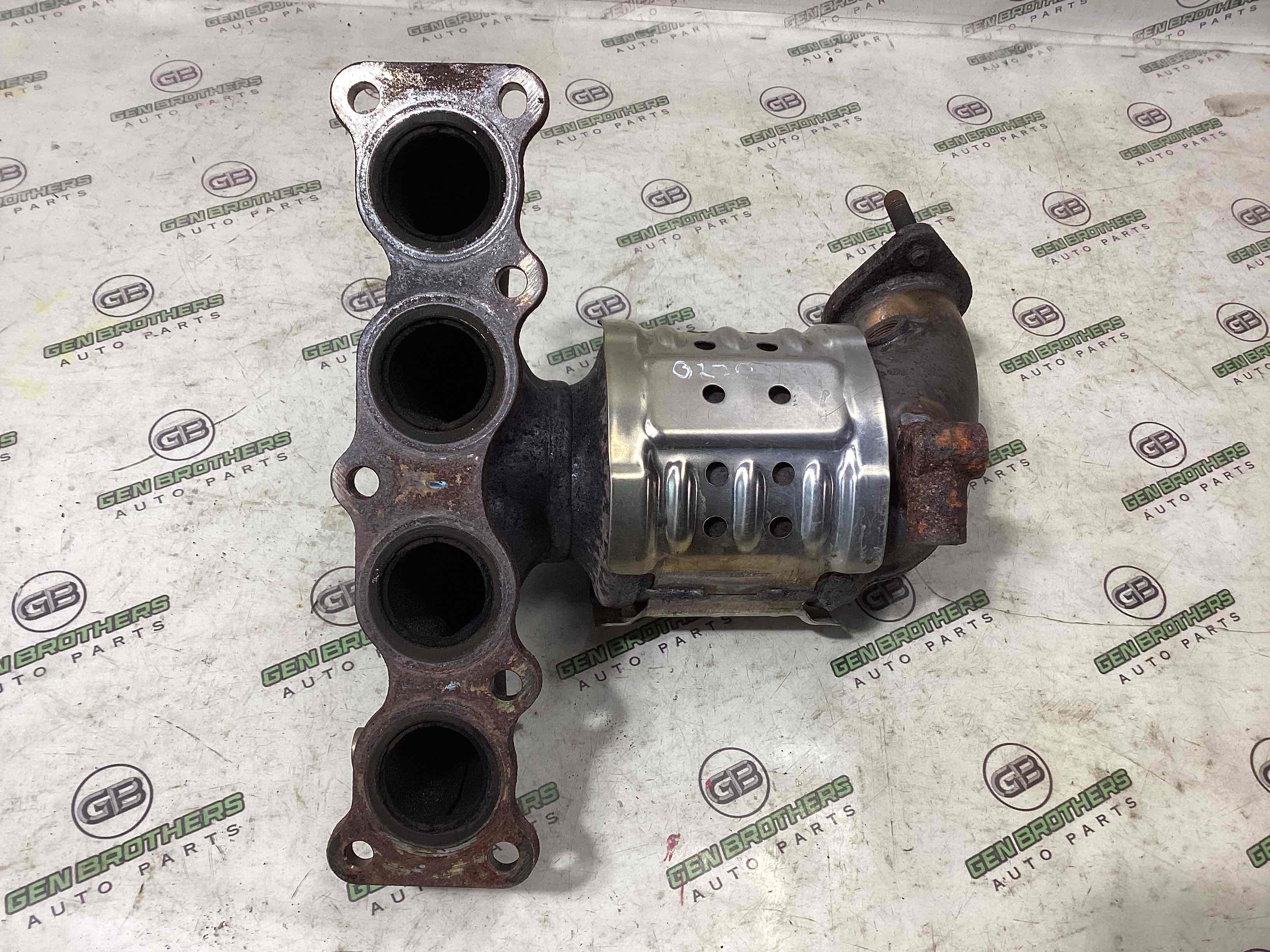 Колектор випускний