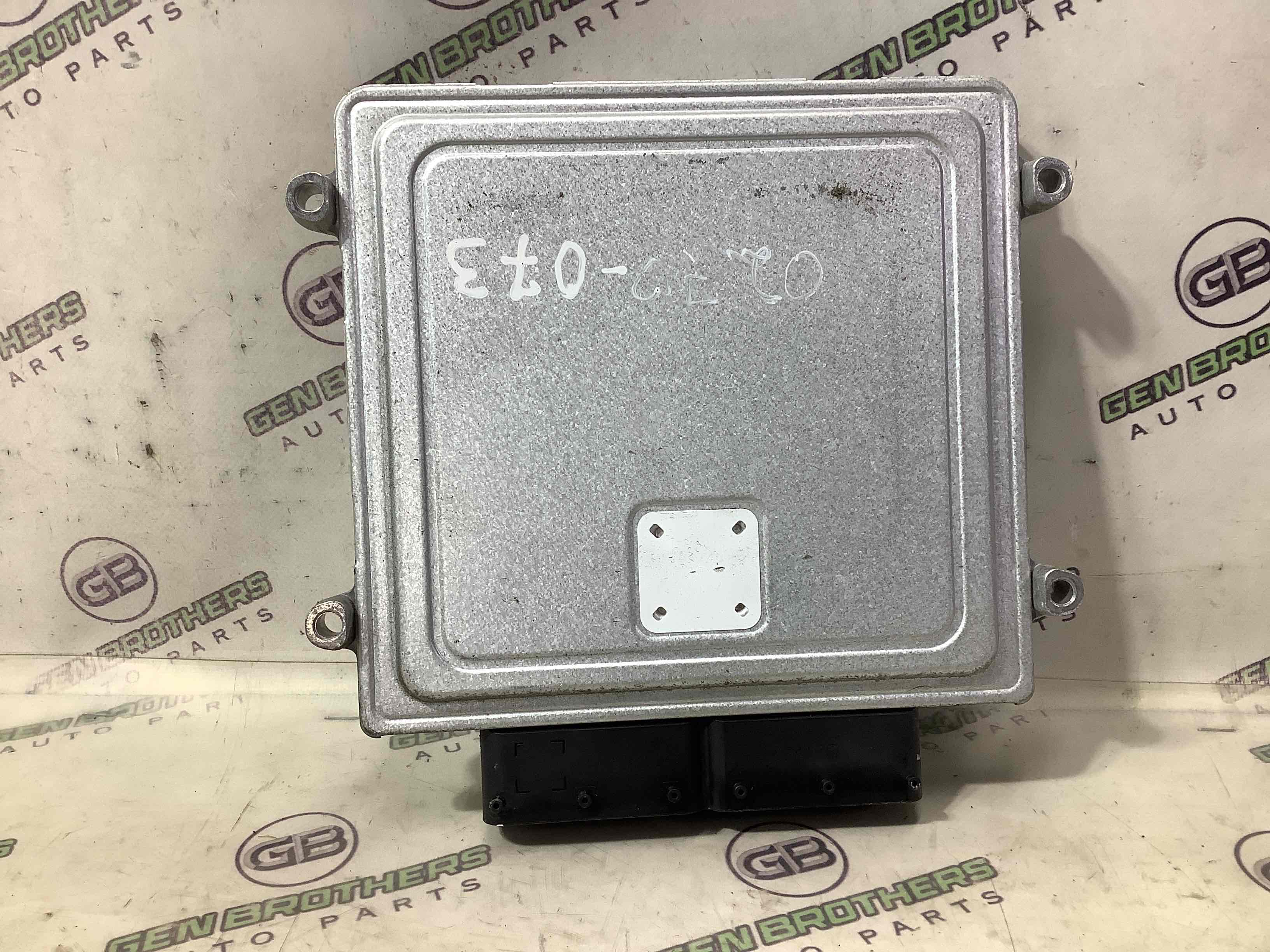 Блок ECU комп'ютер двигуна