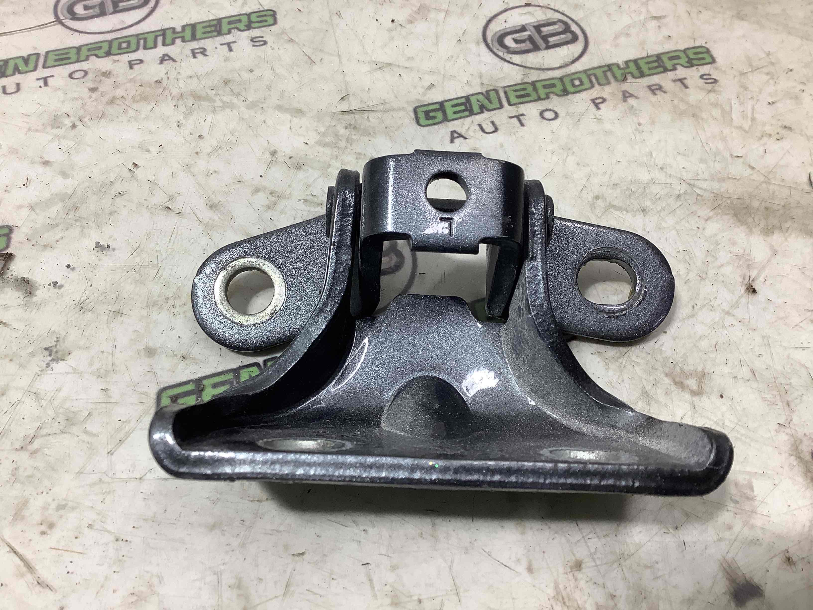 Петля двері, замок двері