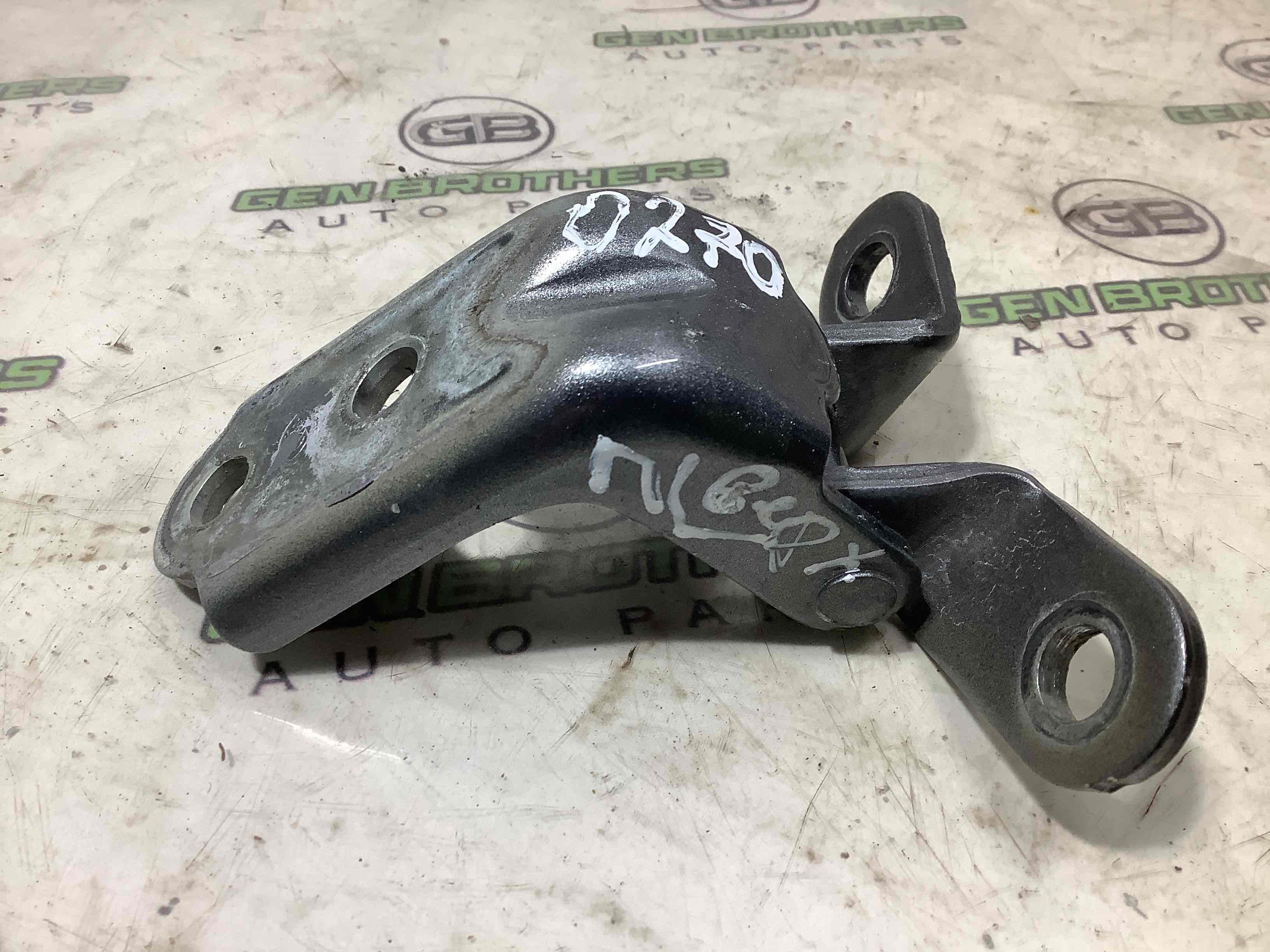 Петля двері, замок двері