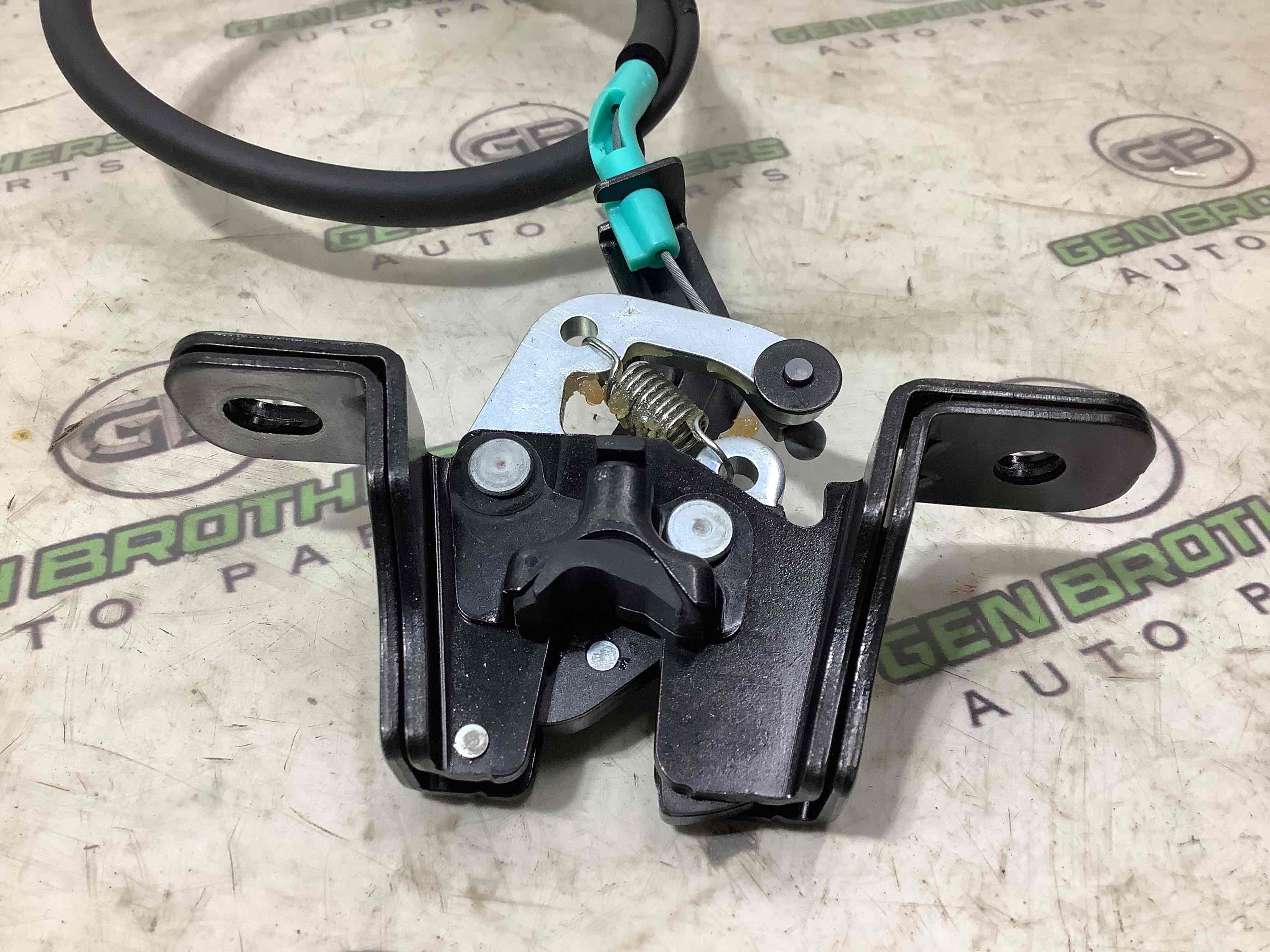 Задній ряд сидінь