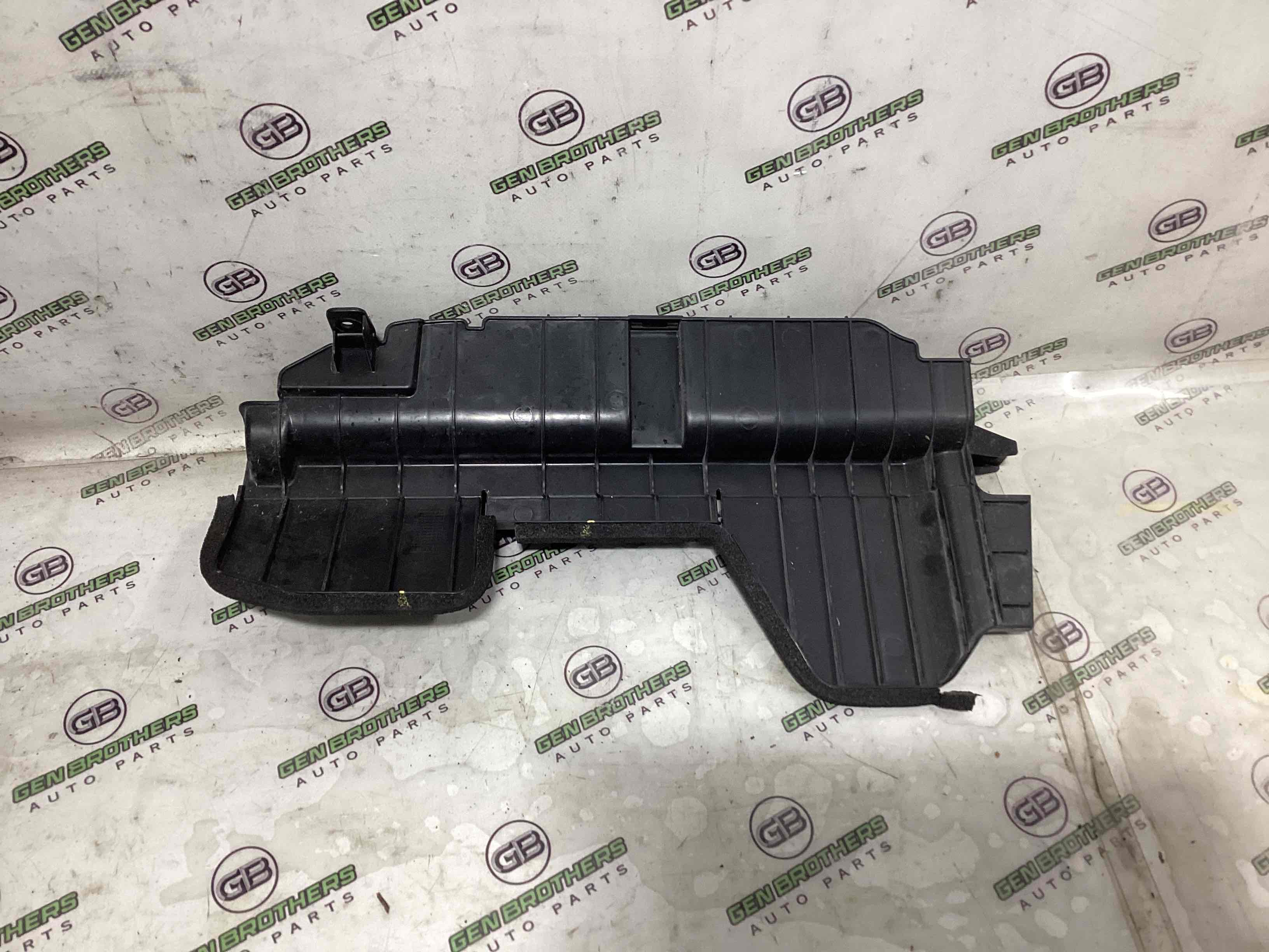 Дефлектор обдува радіатора