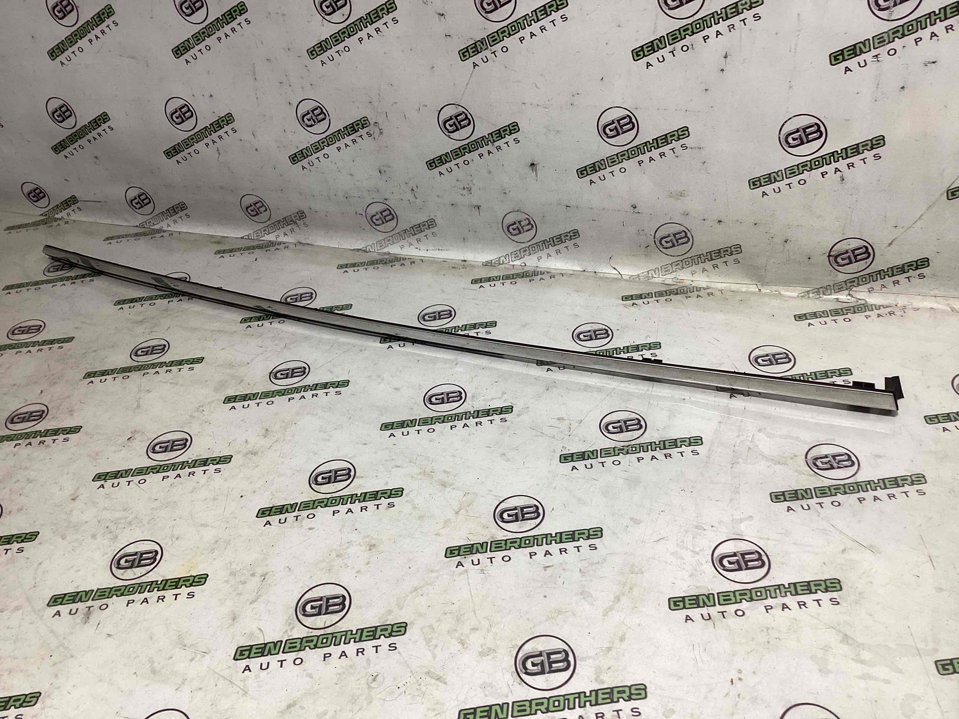 Молдинг крила, грати та зябра крила