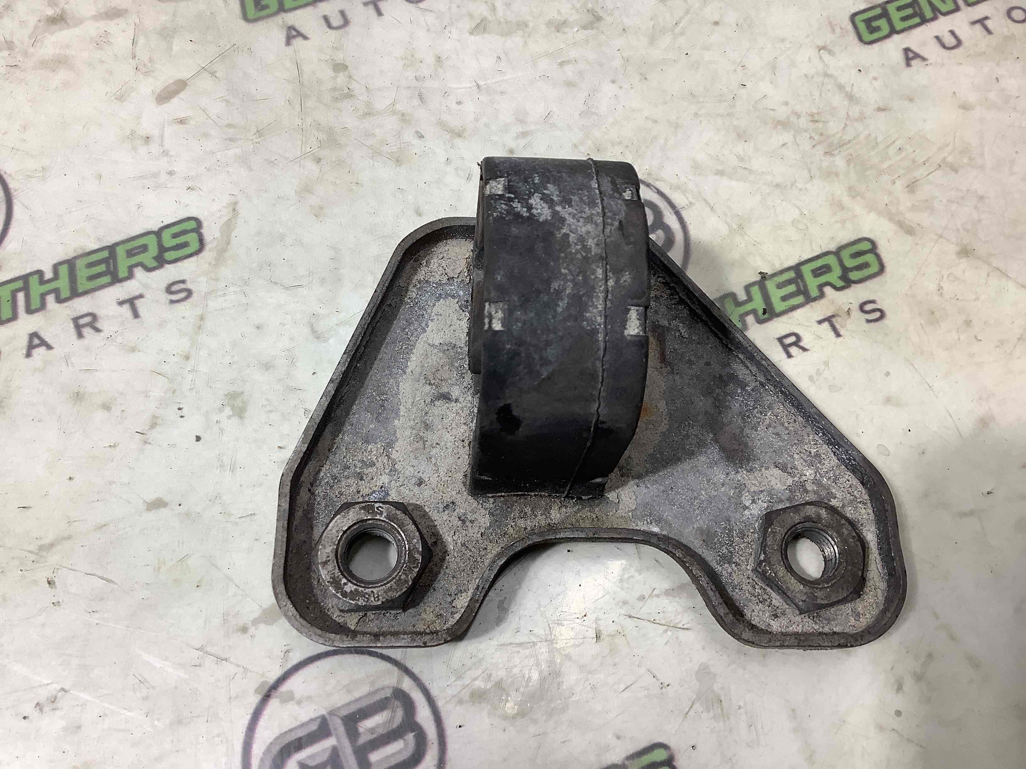 Амортизатор капота