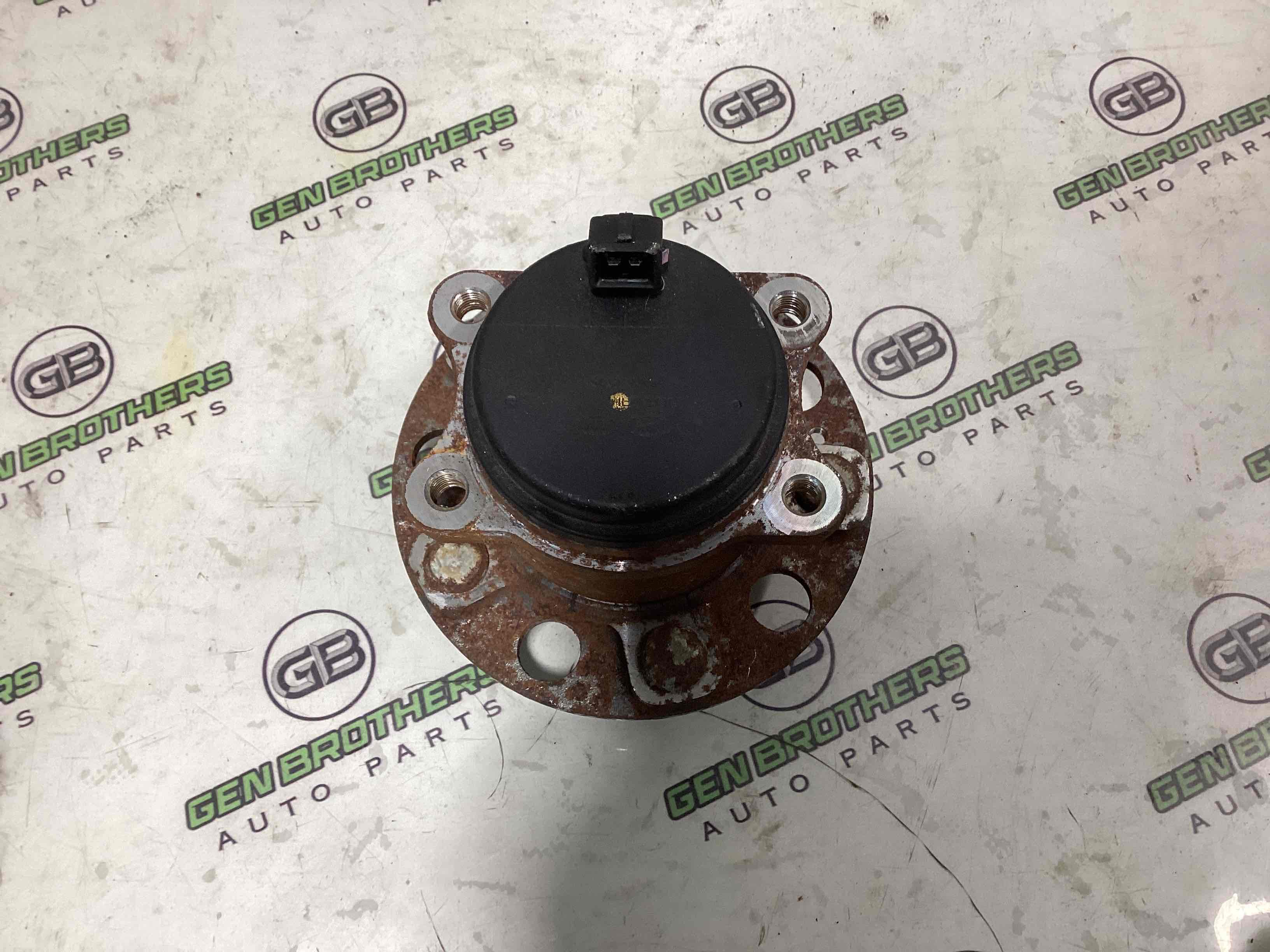 Ступиця задня