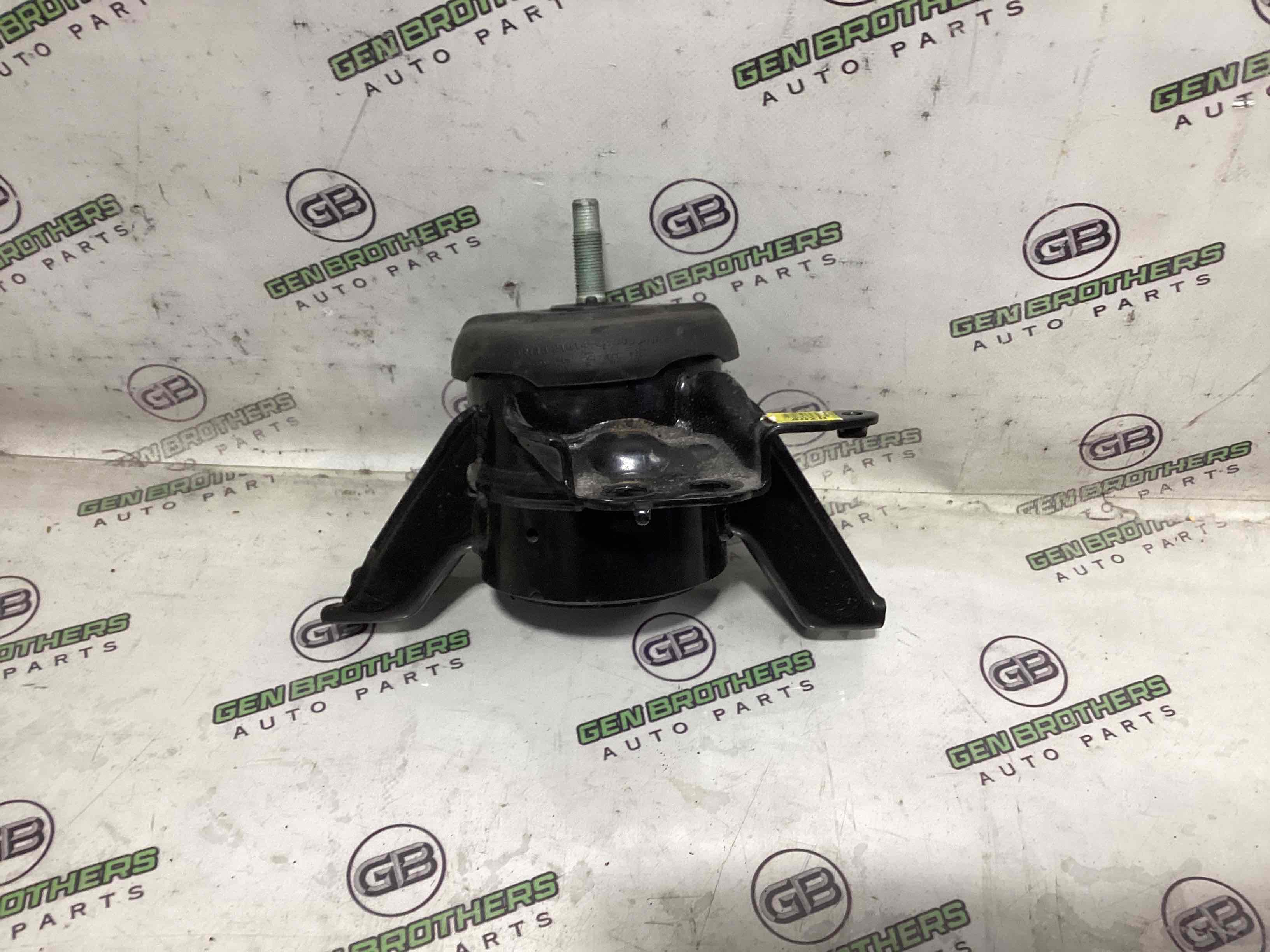 Кронштейн двигуна опорний