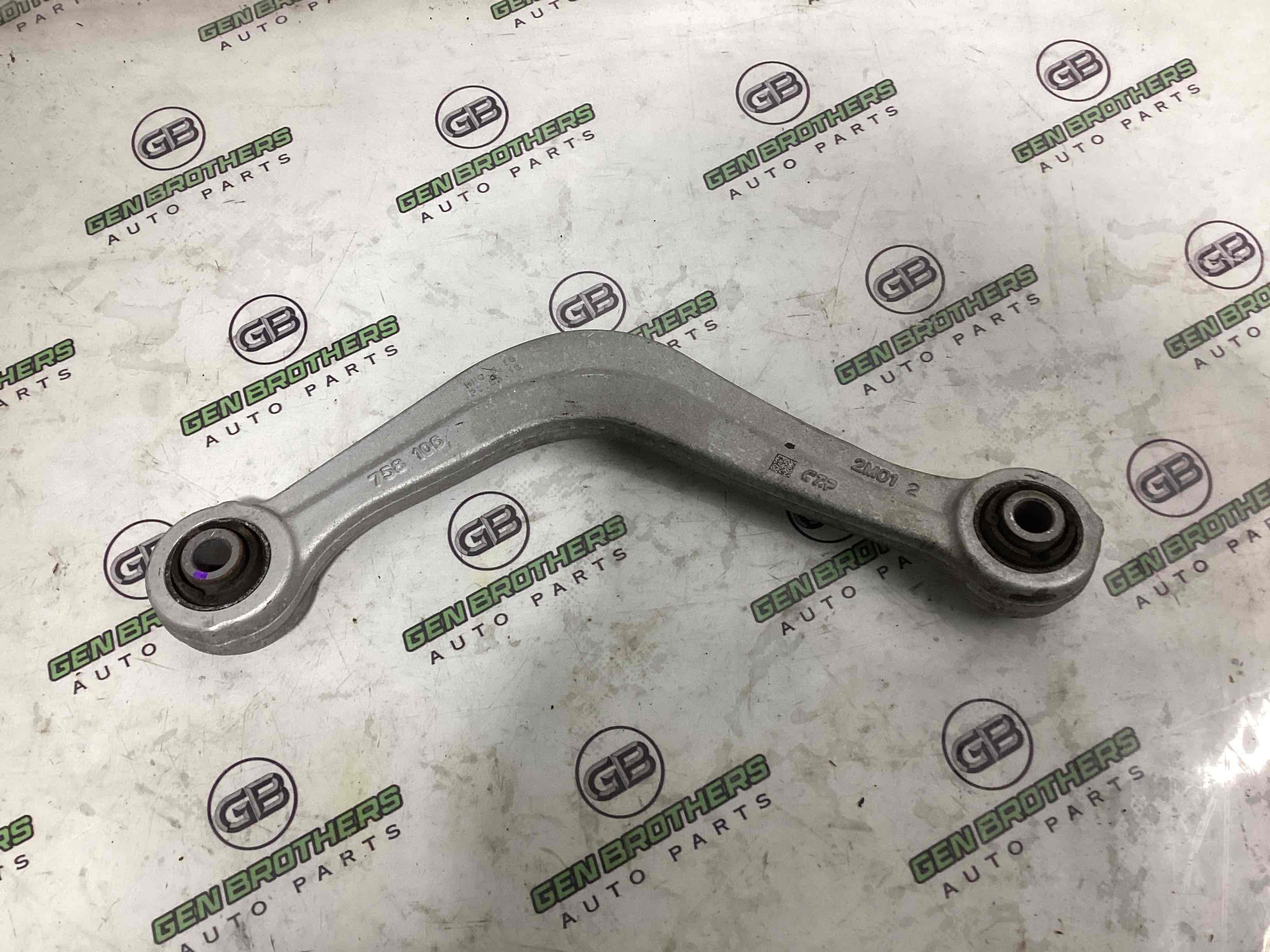 Важіль задній лівий