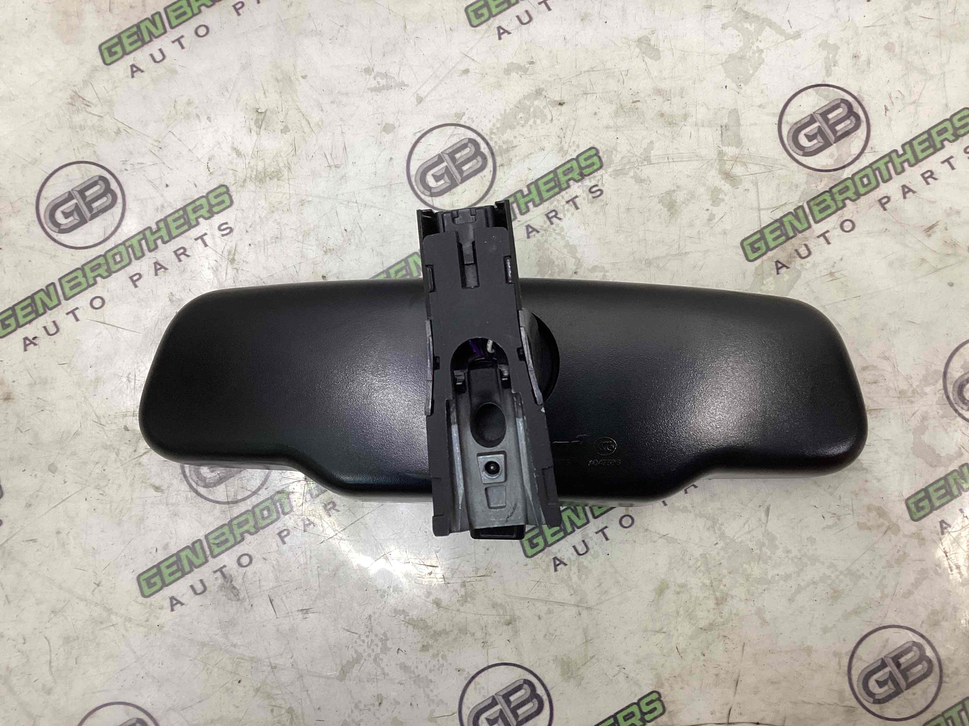 Дзеркало салону, корпус, кріплення, накладка