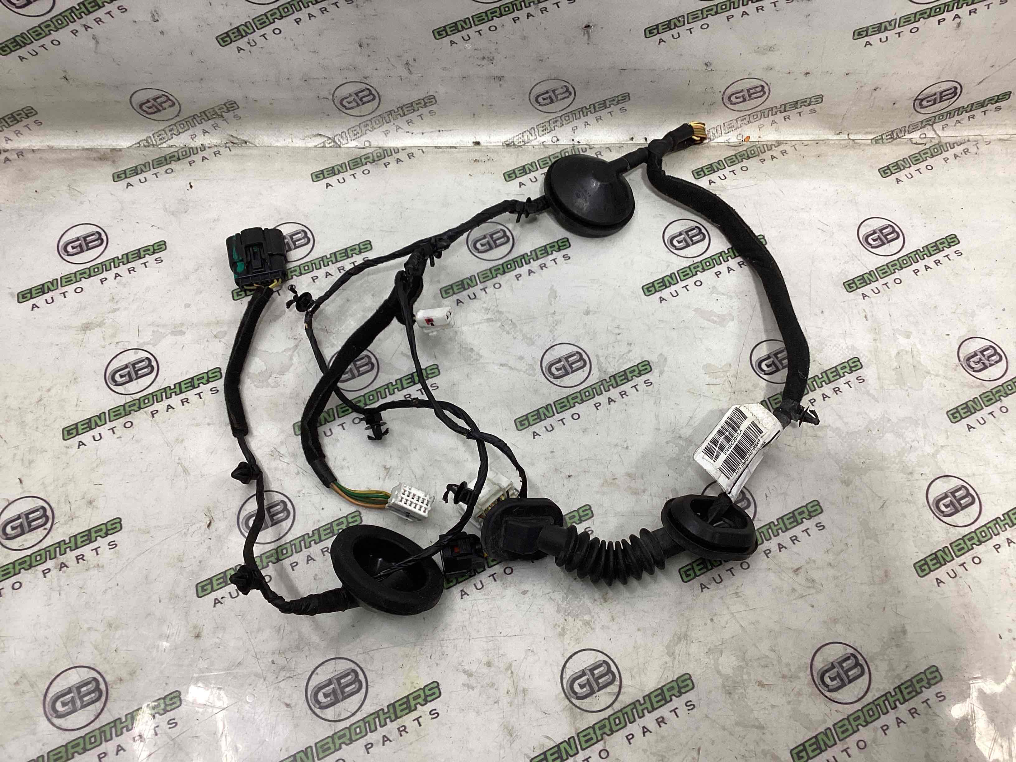 Електропроводка дверей, кришки багажника коса