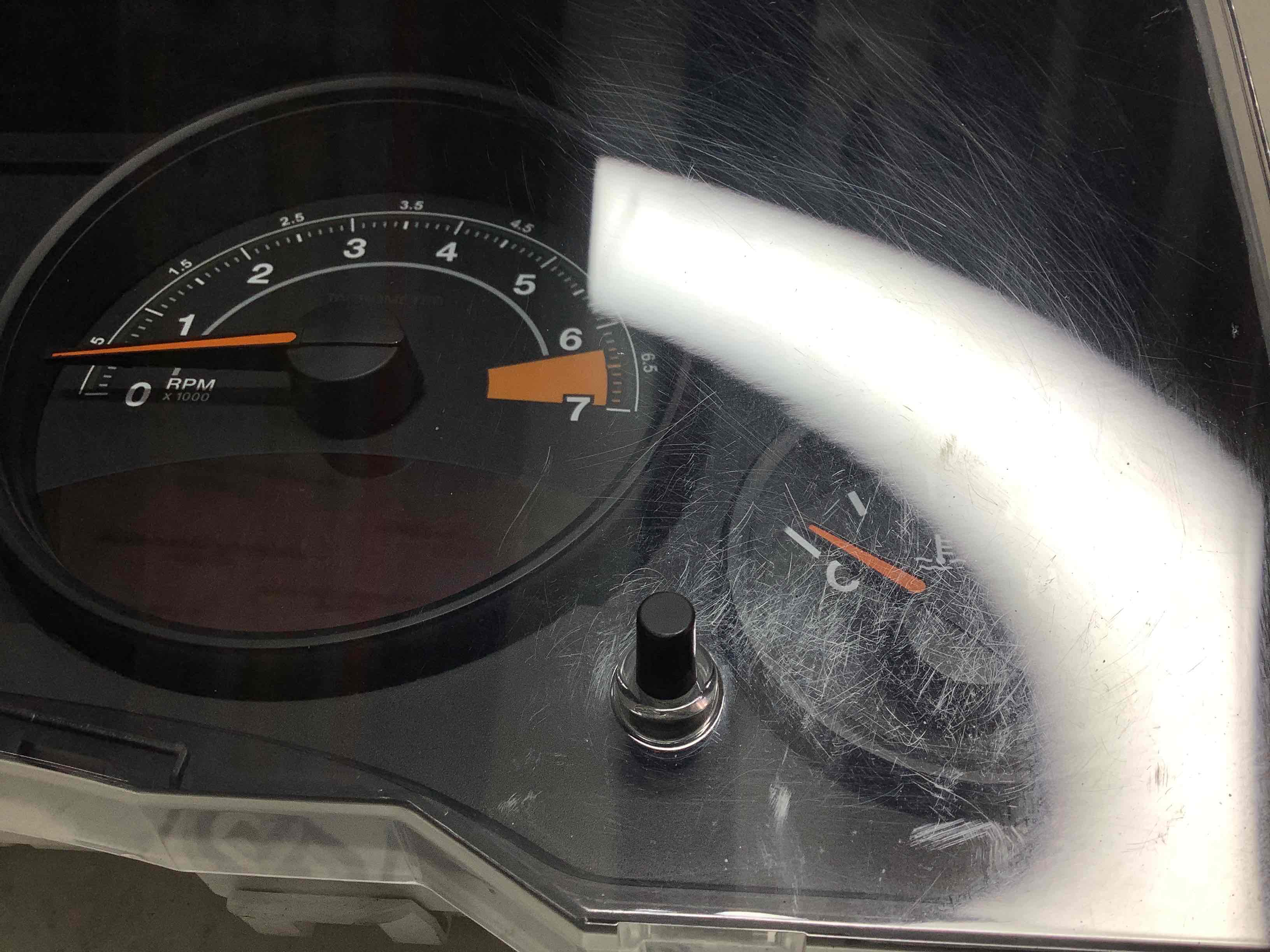 Щиток приладів панель приладів