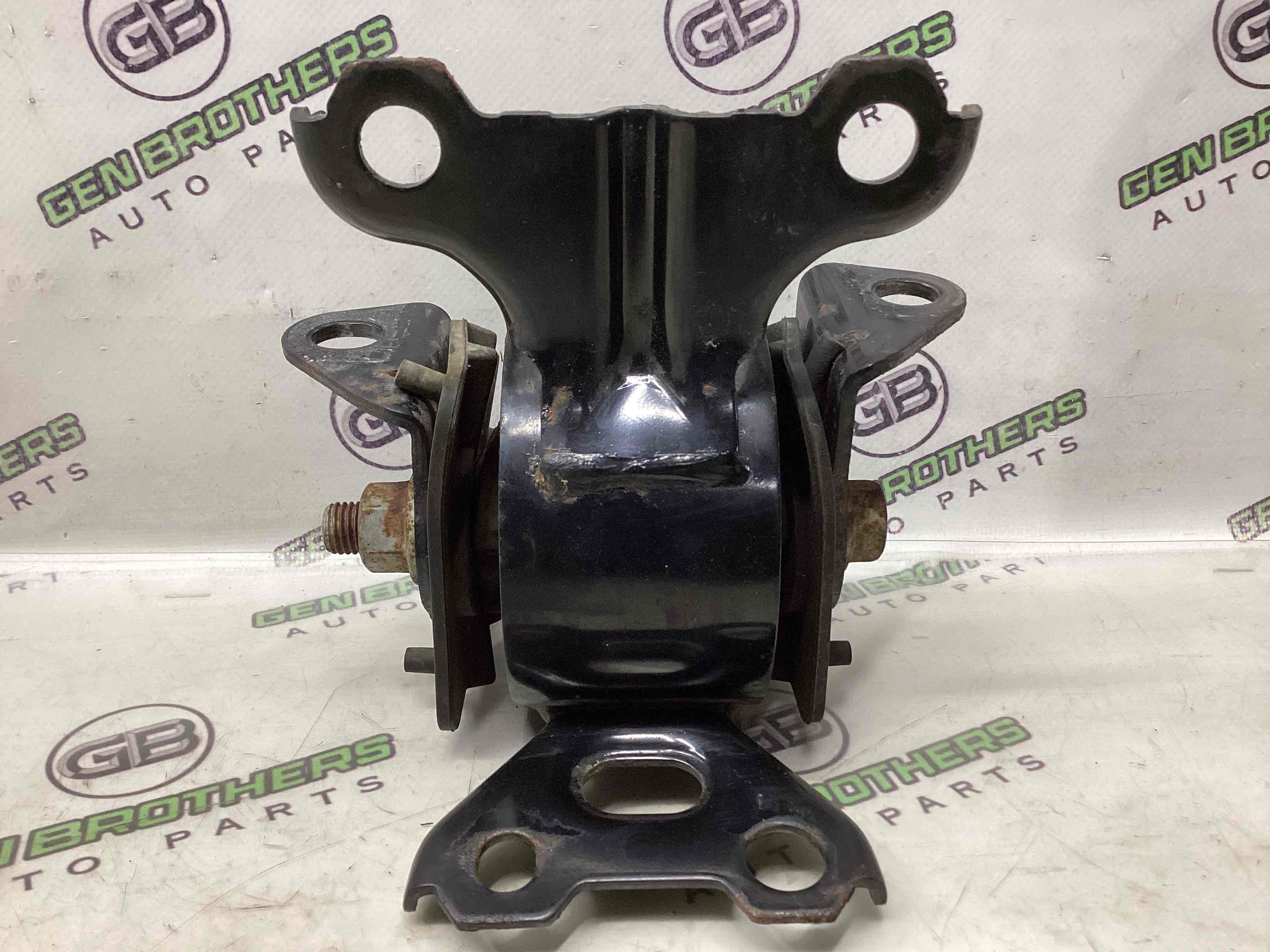 Подушка кріплення двигуна