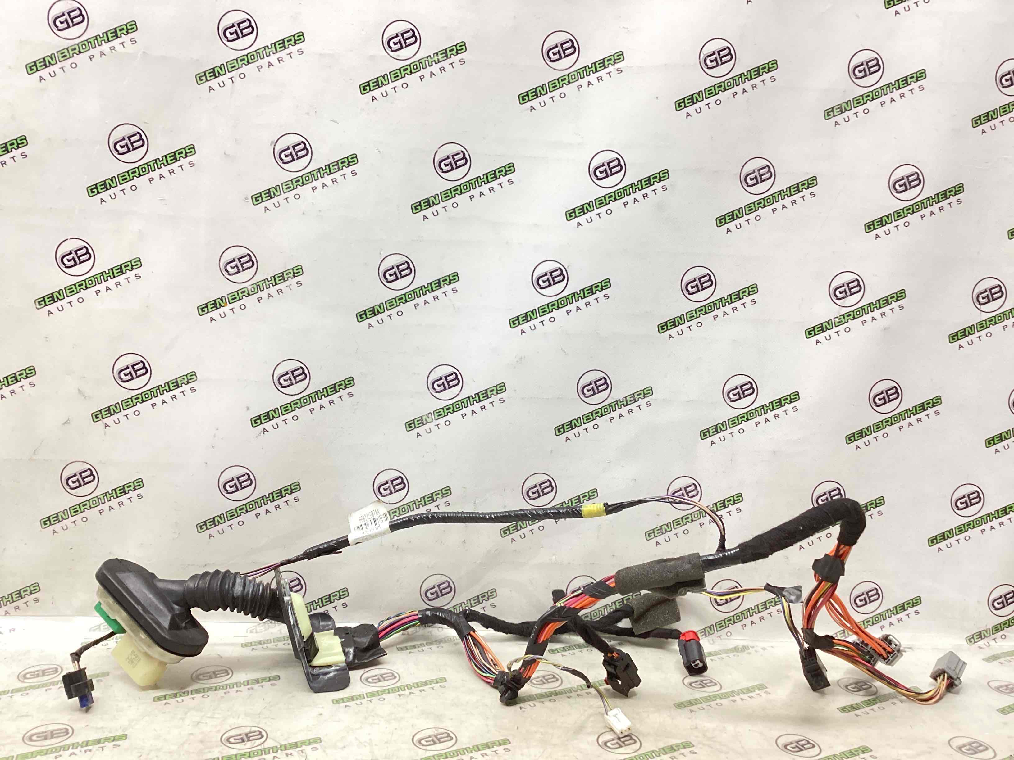 Електропроводка дверей, кришки багажника коса