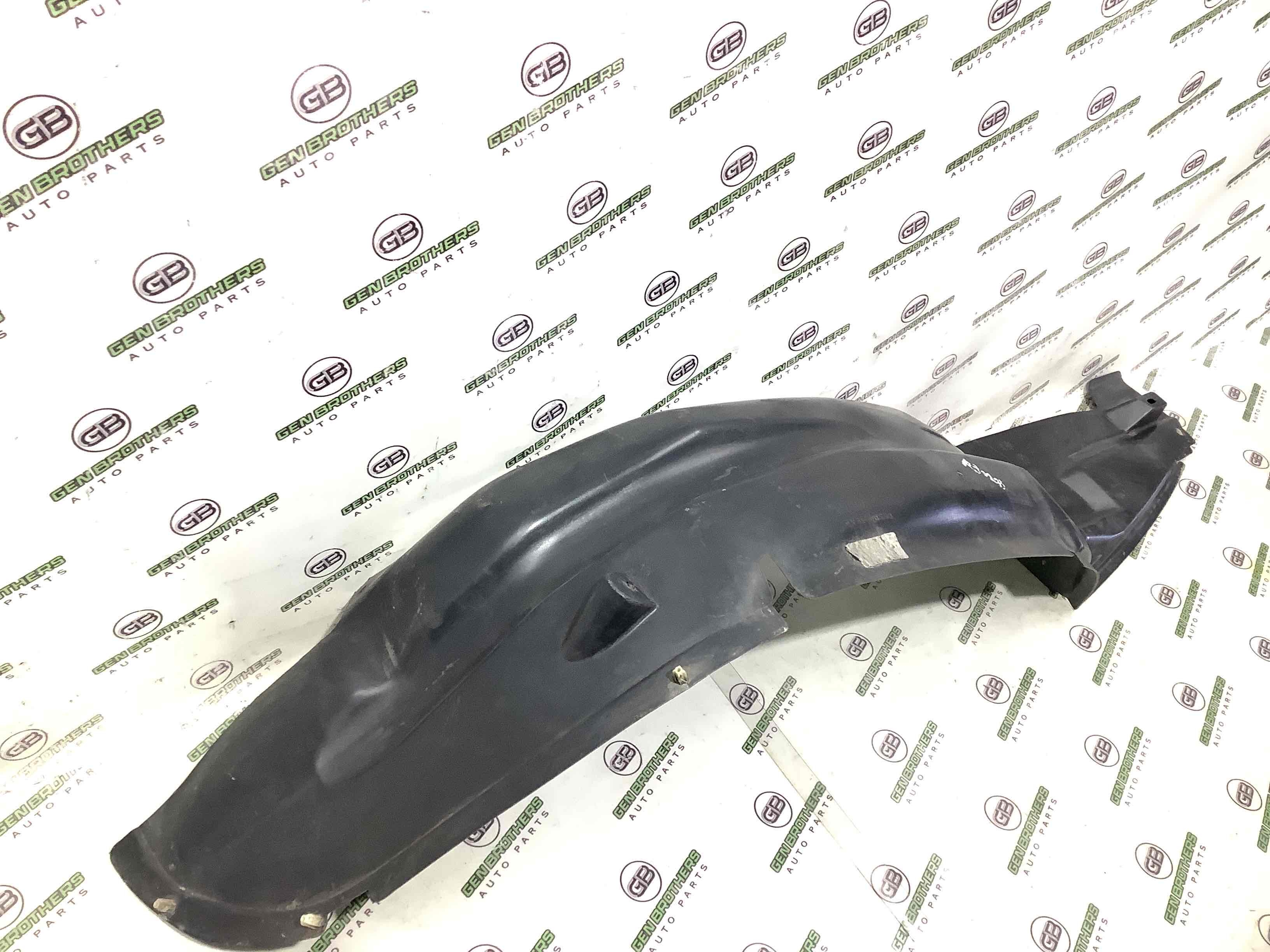 Захист арок задній правий підкрилок