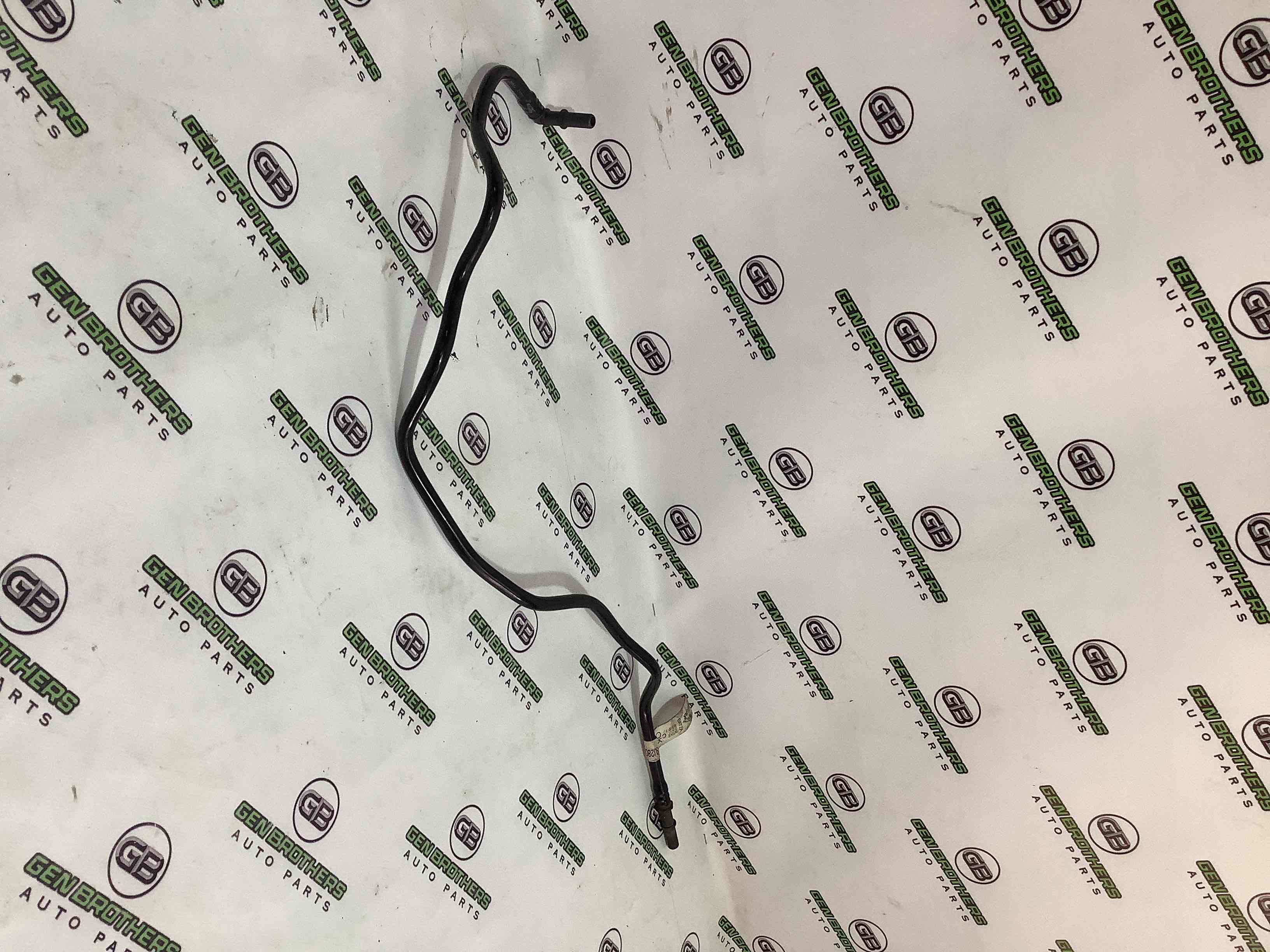 Трубка паливна