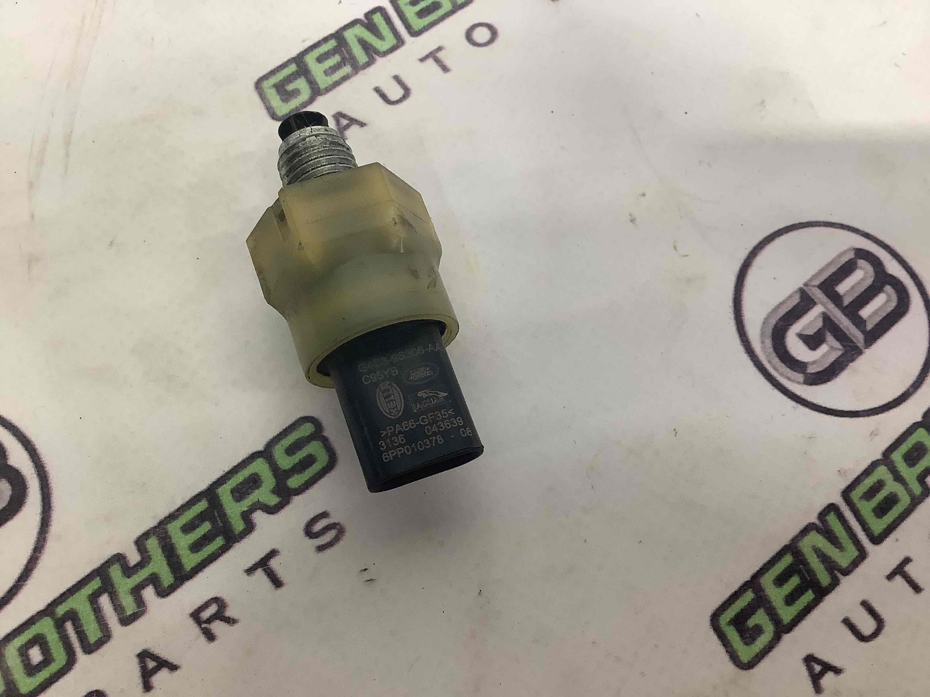 Датчик тиску олії