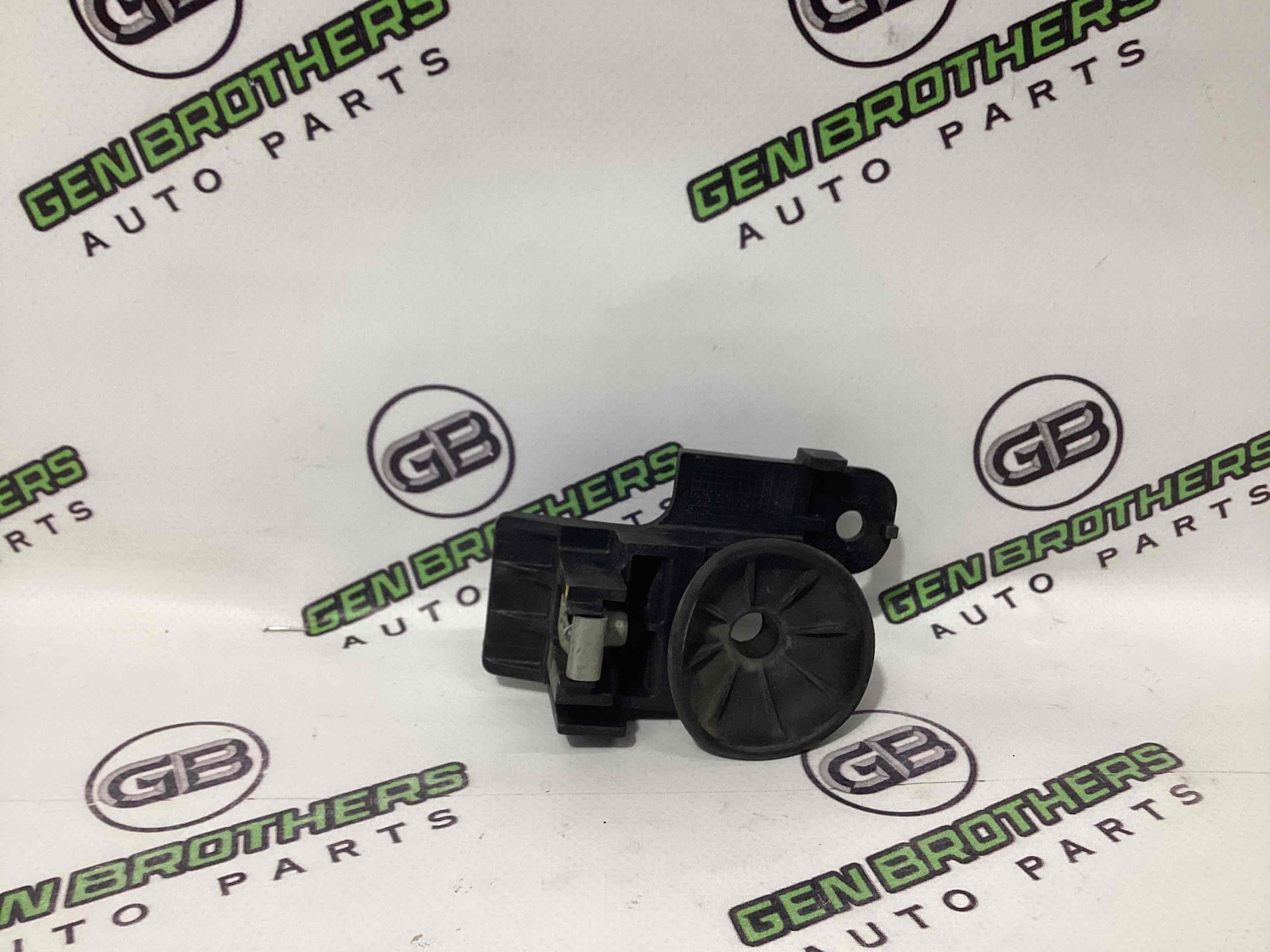 Опора радіатора, кріплення, кронштейн, ущільнювач радіатора