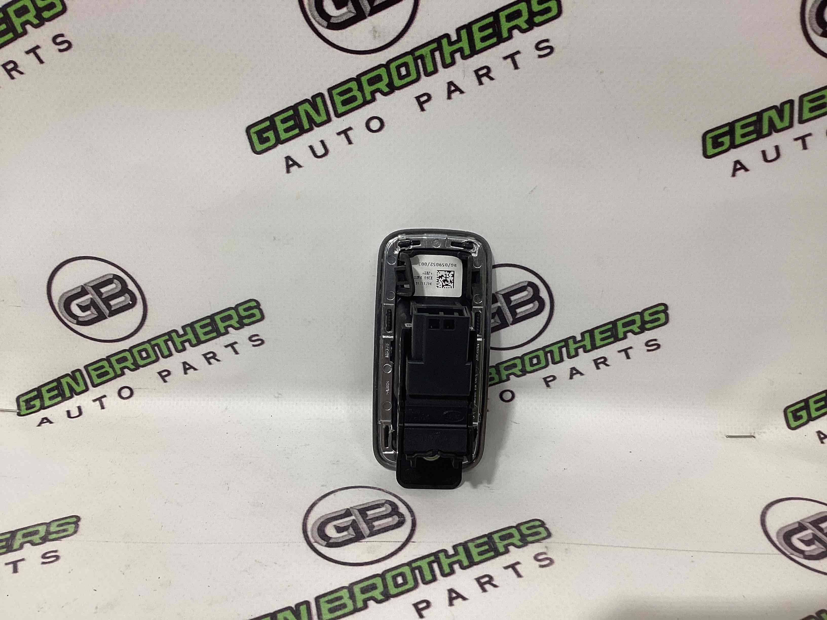 Кнопки керування склопідйомниками