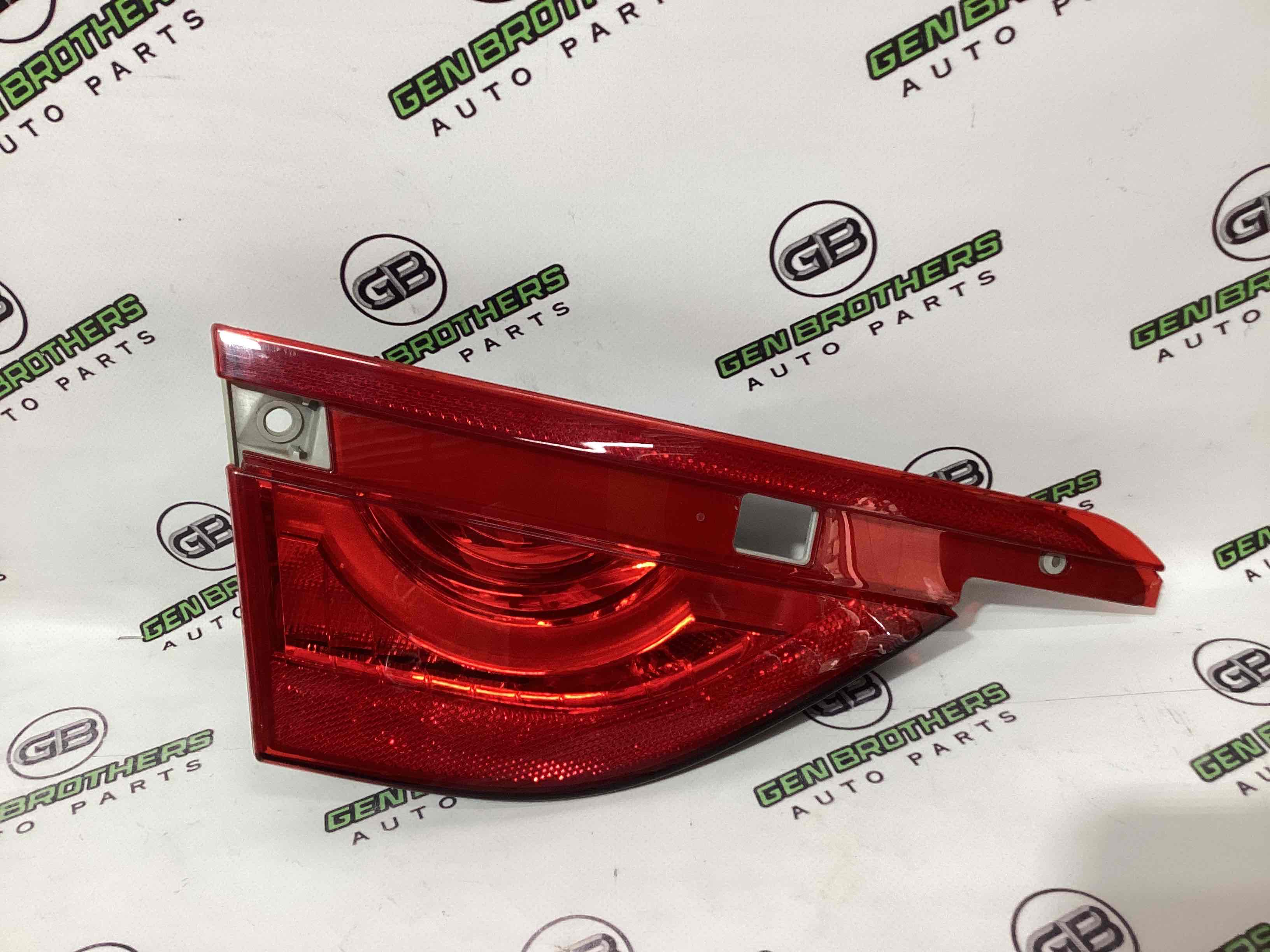 Ліхтар задній лівий