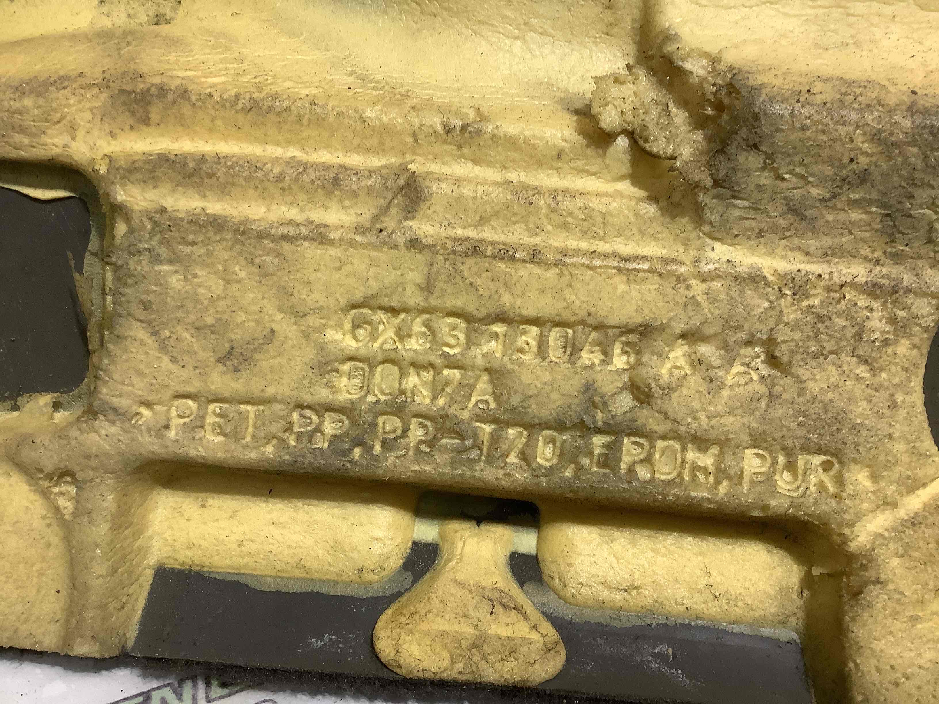 Килимки комплекти, підлога салону