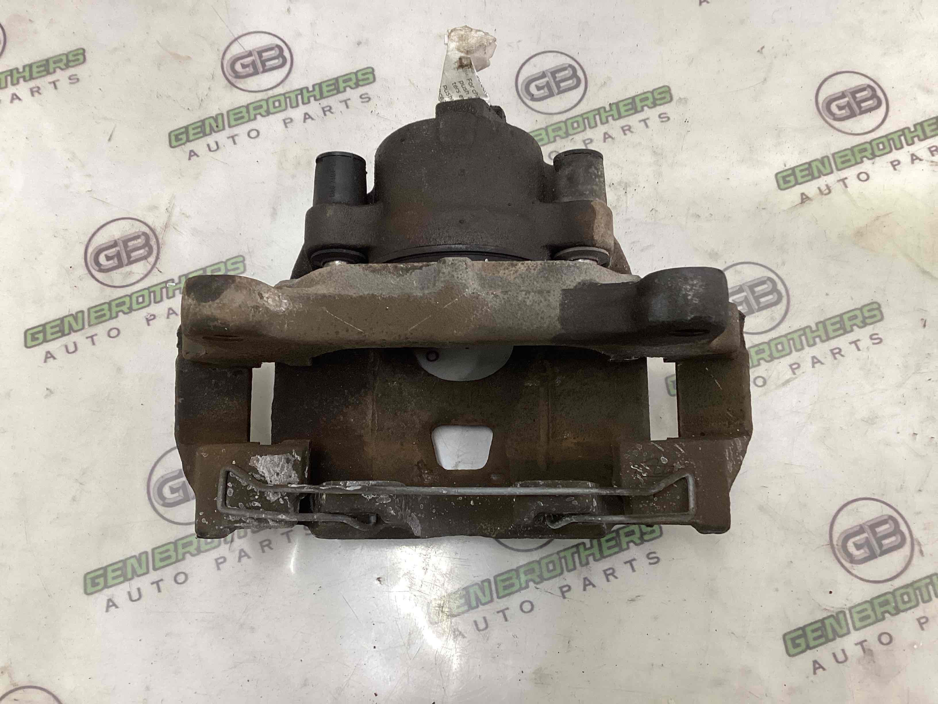 Супорт передній правий