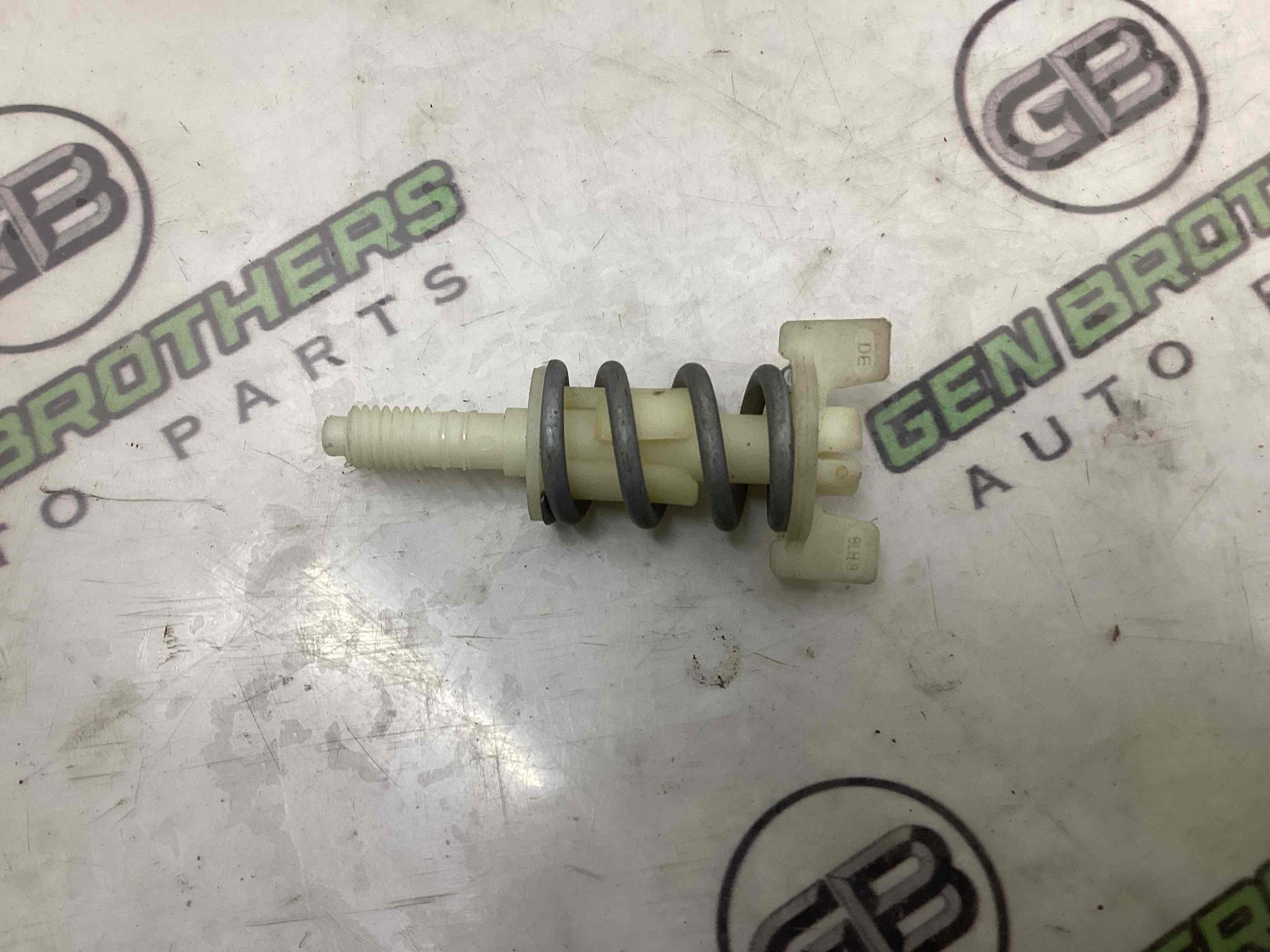 Кріплення фари