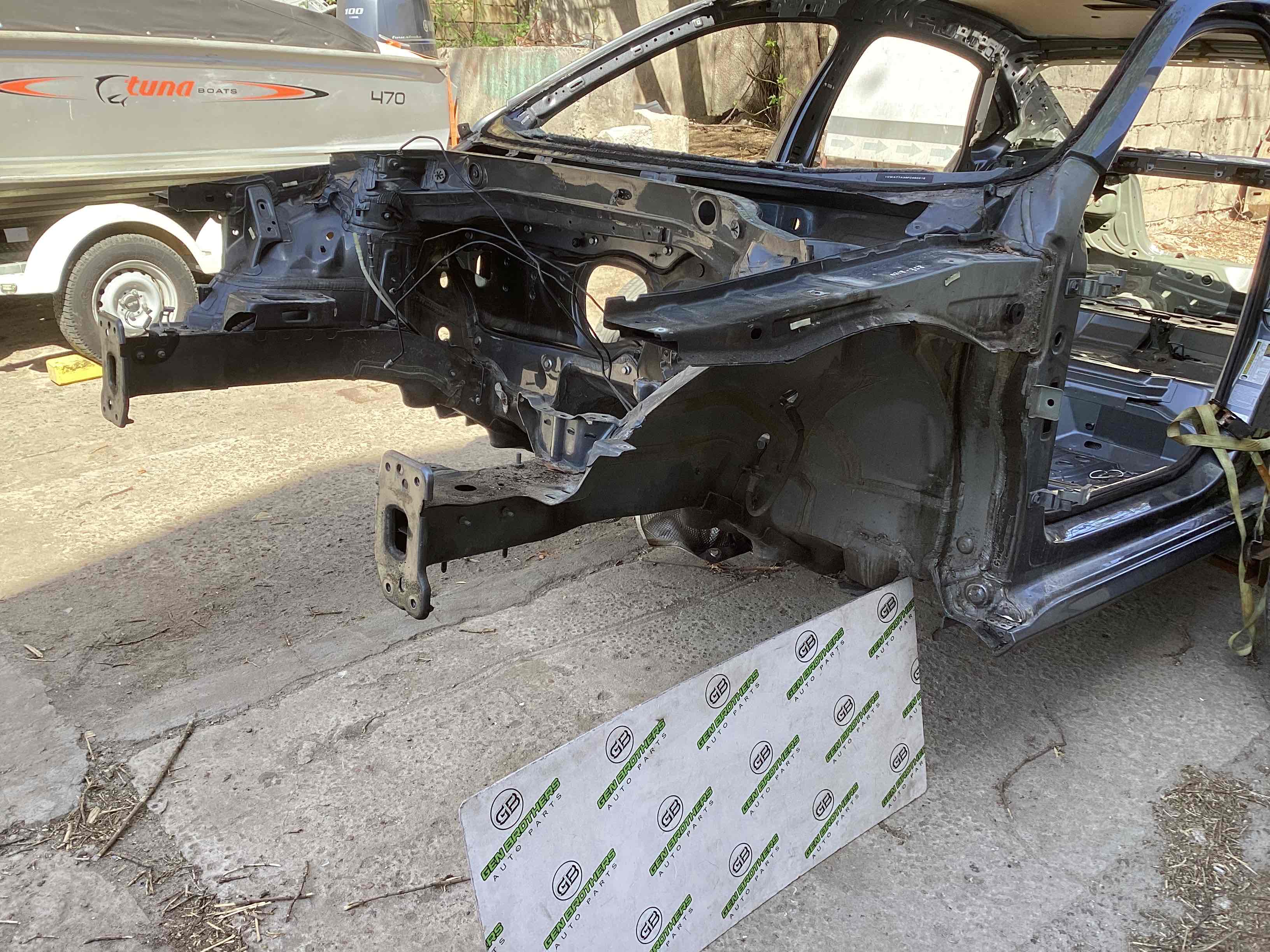 Чверть передня ліва