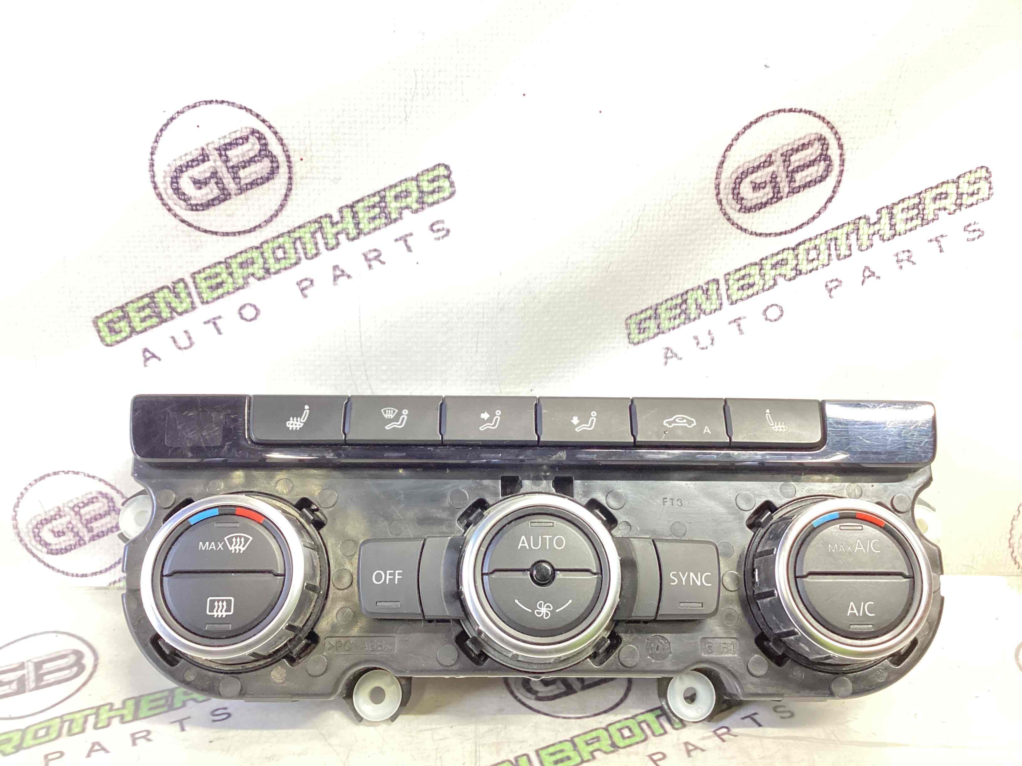 Управління клімат-контролем