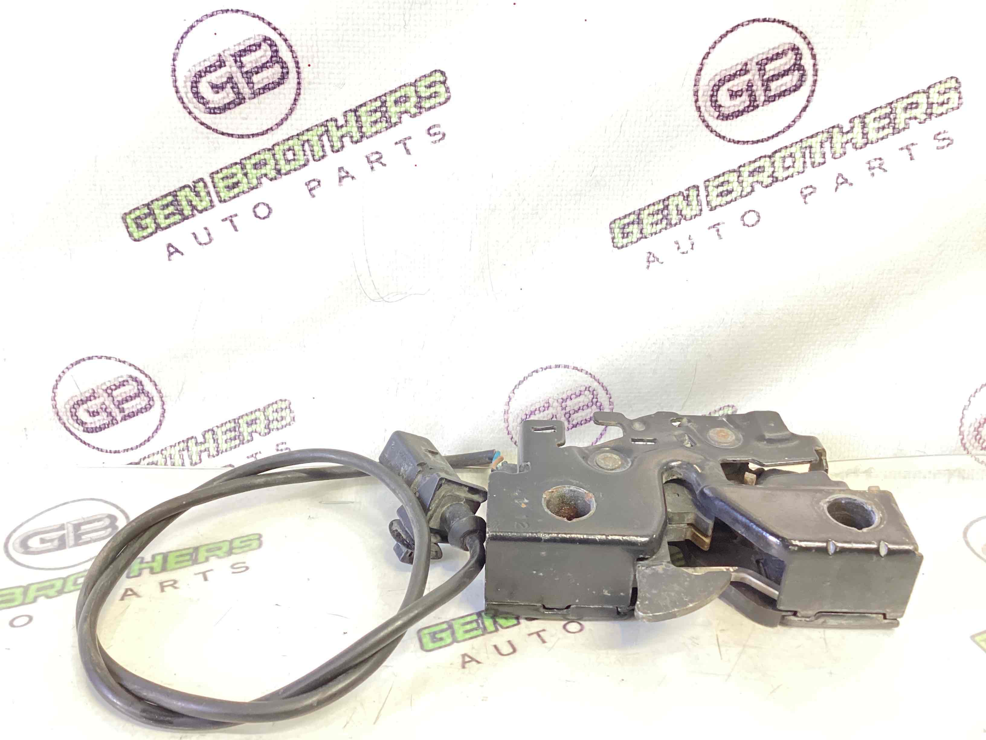 Замок капота, трос капота