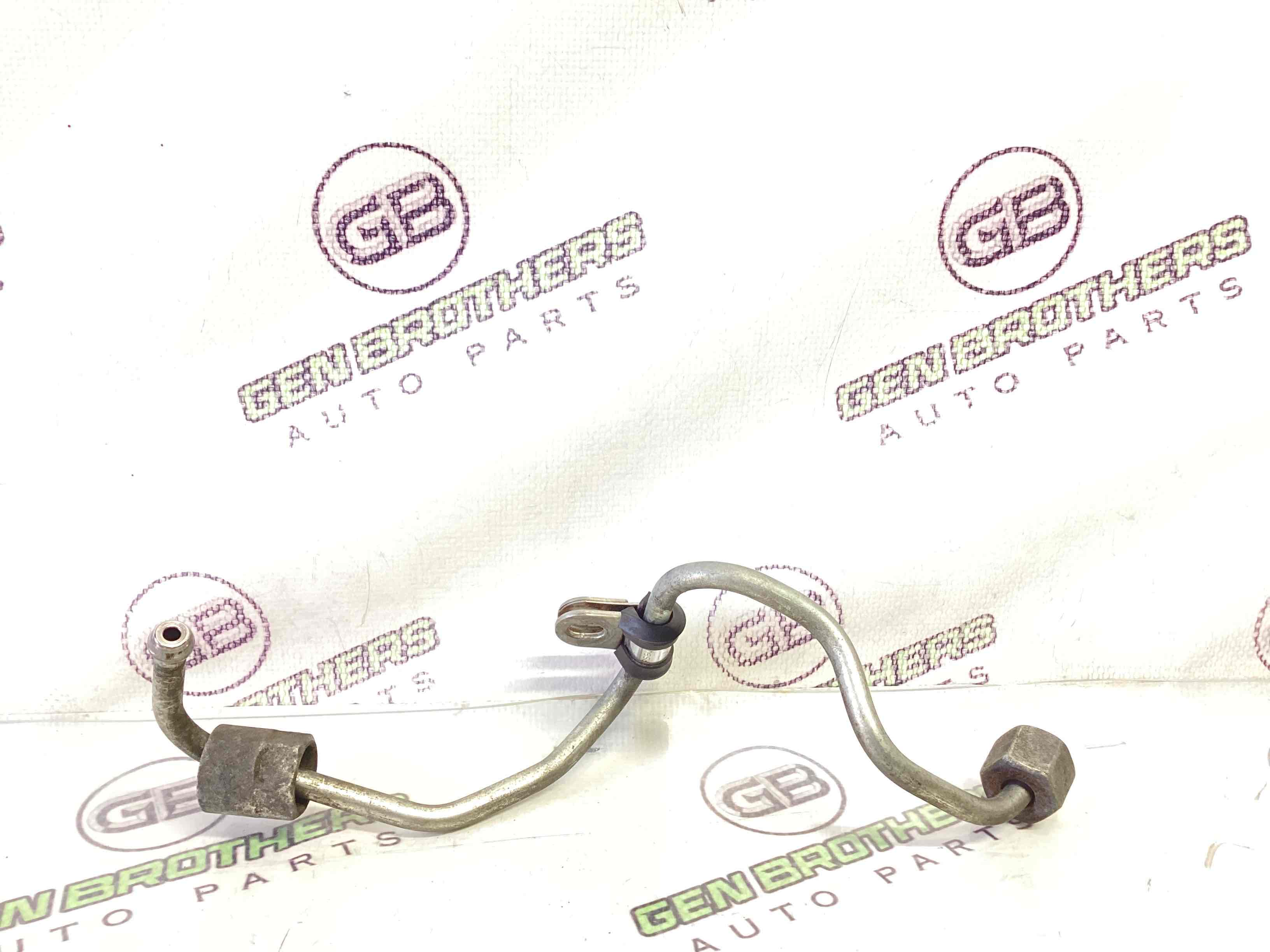 Трубка топливная