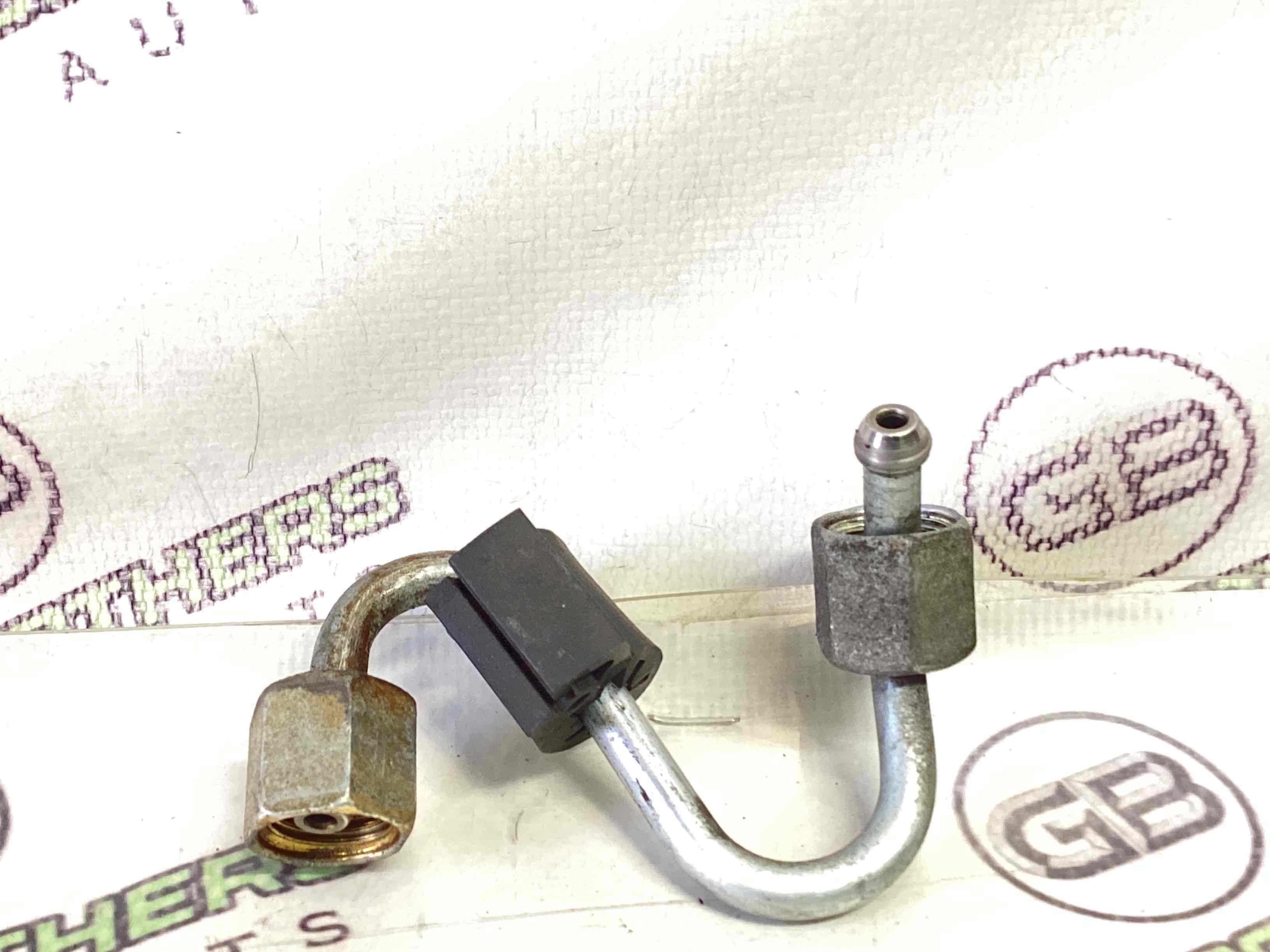 Трубка топливная