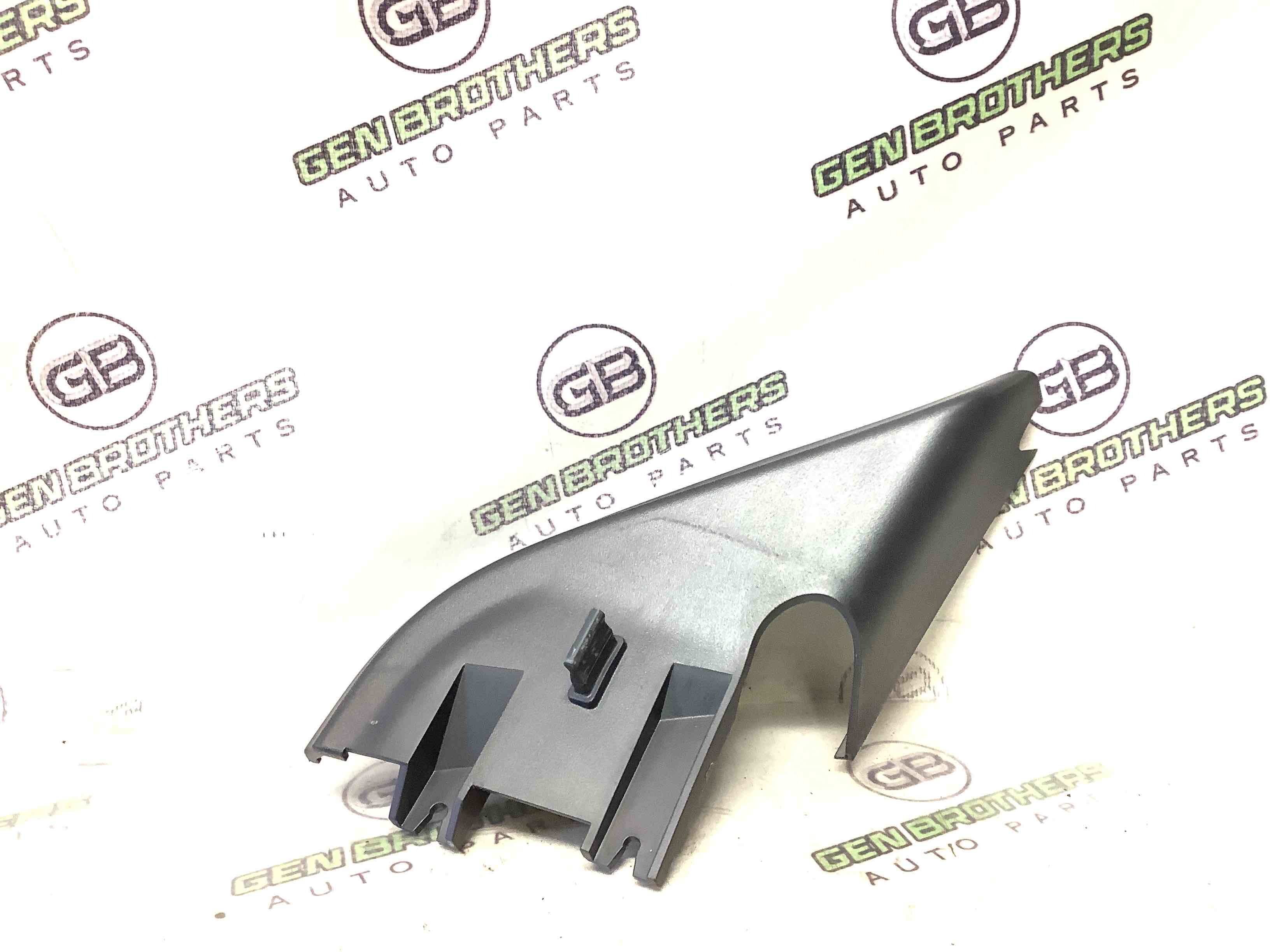 Корпус, накладка, кріплення правого дзеркала