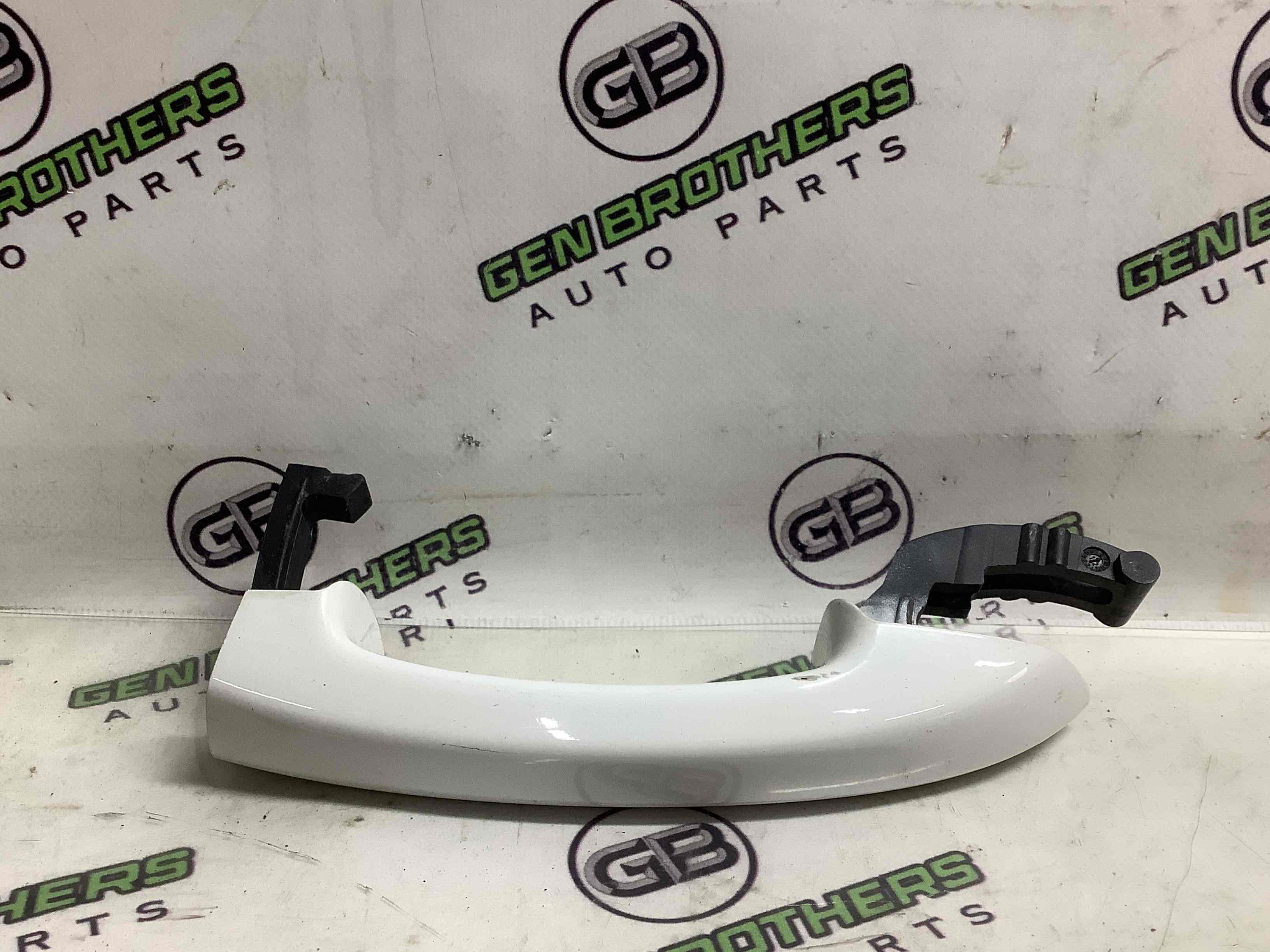 Ручка двері зовнішня