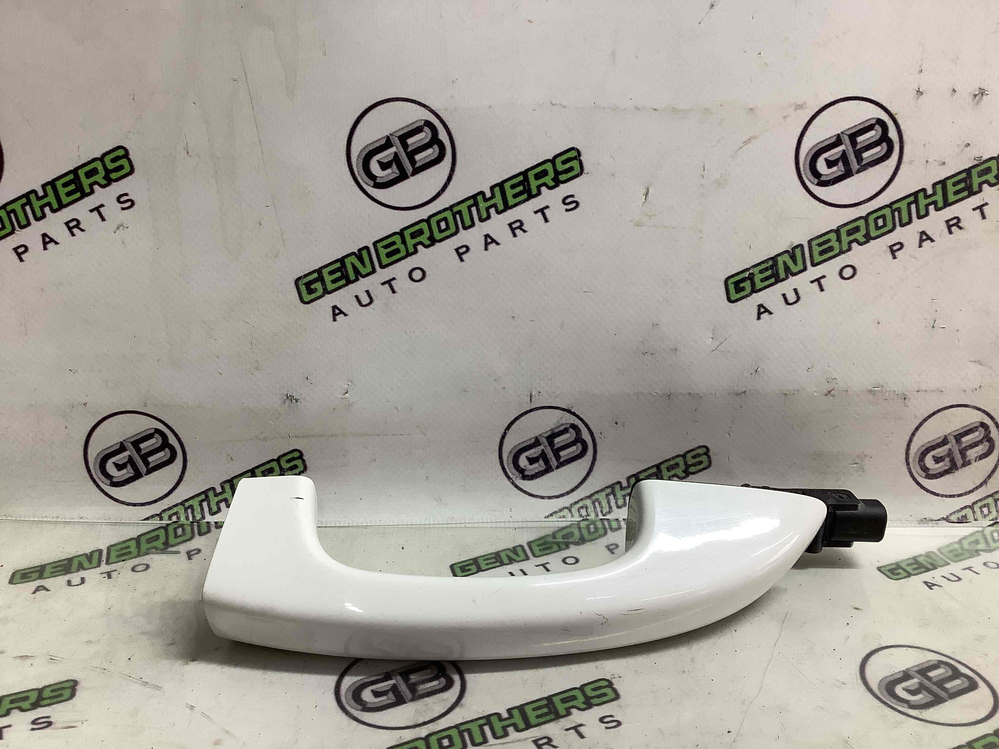 Ручка двері зовнішня