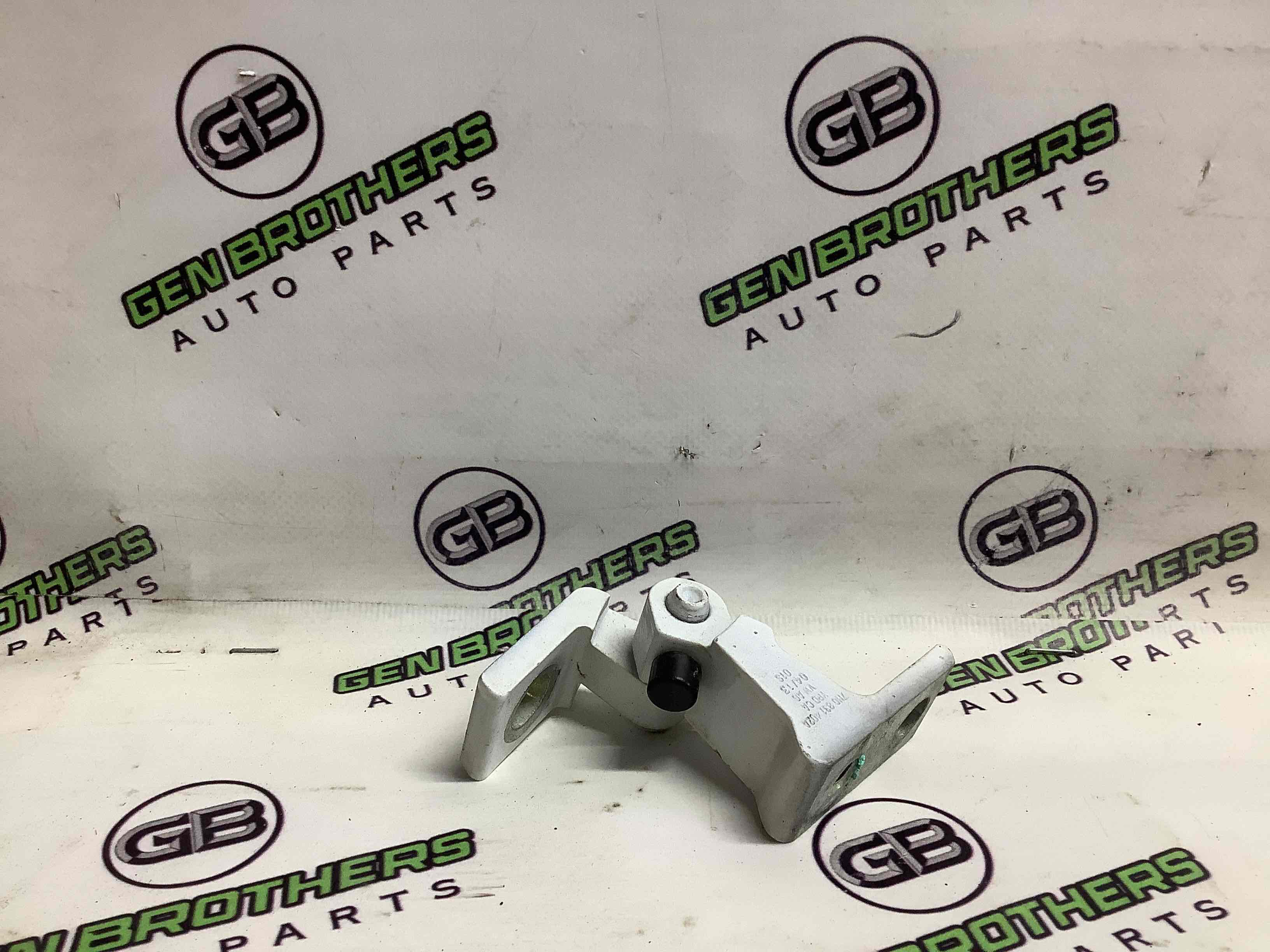 Петля двері, замок двері