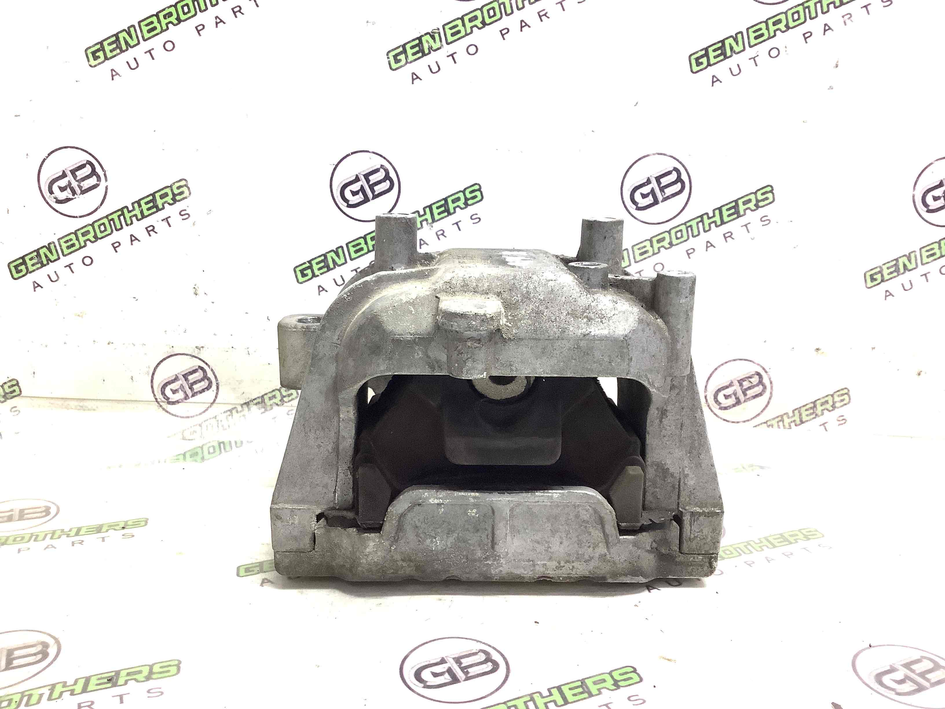 Подушка крепления двигателя