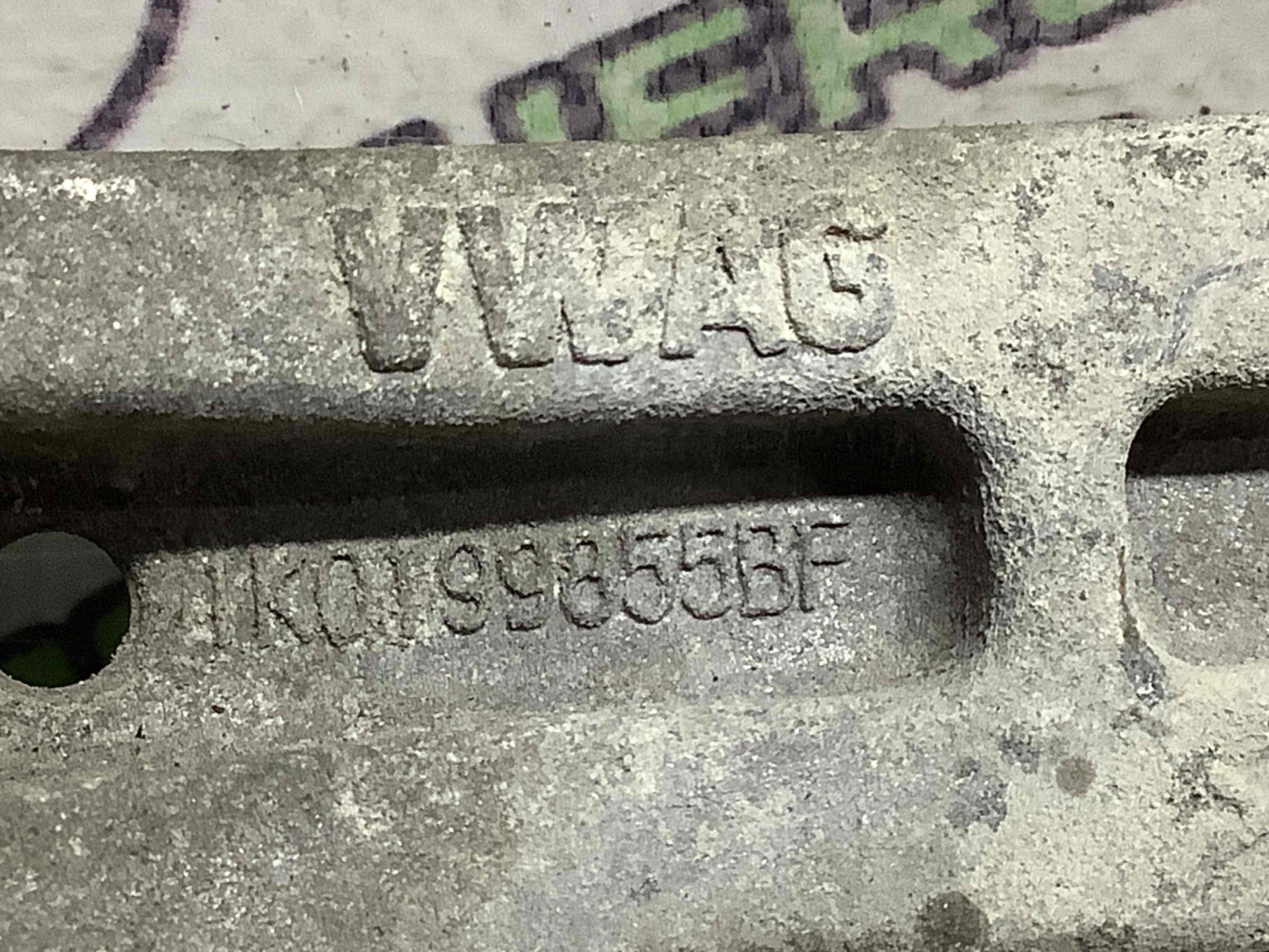 Подушка крепления двигателя