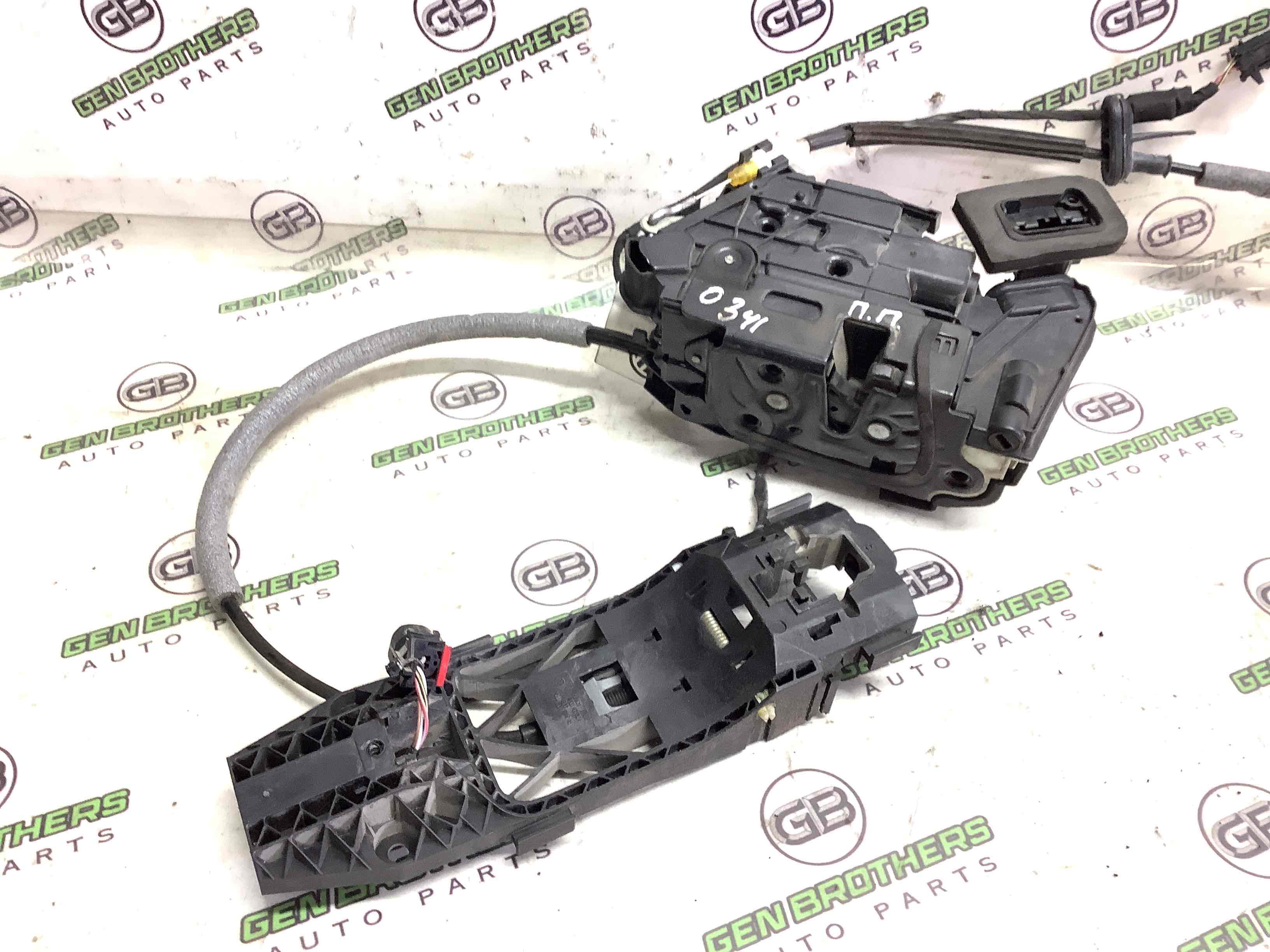 Замок дверей передньої правої