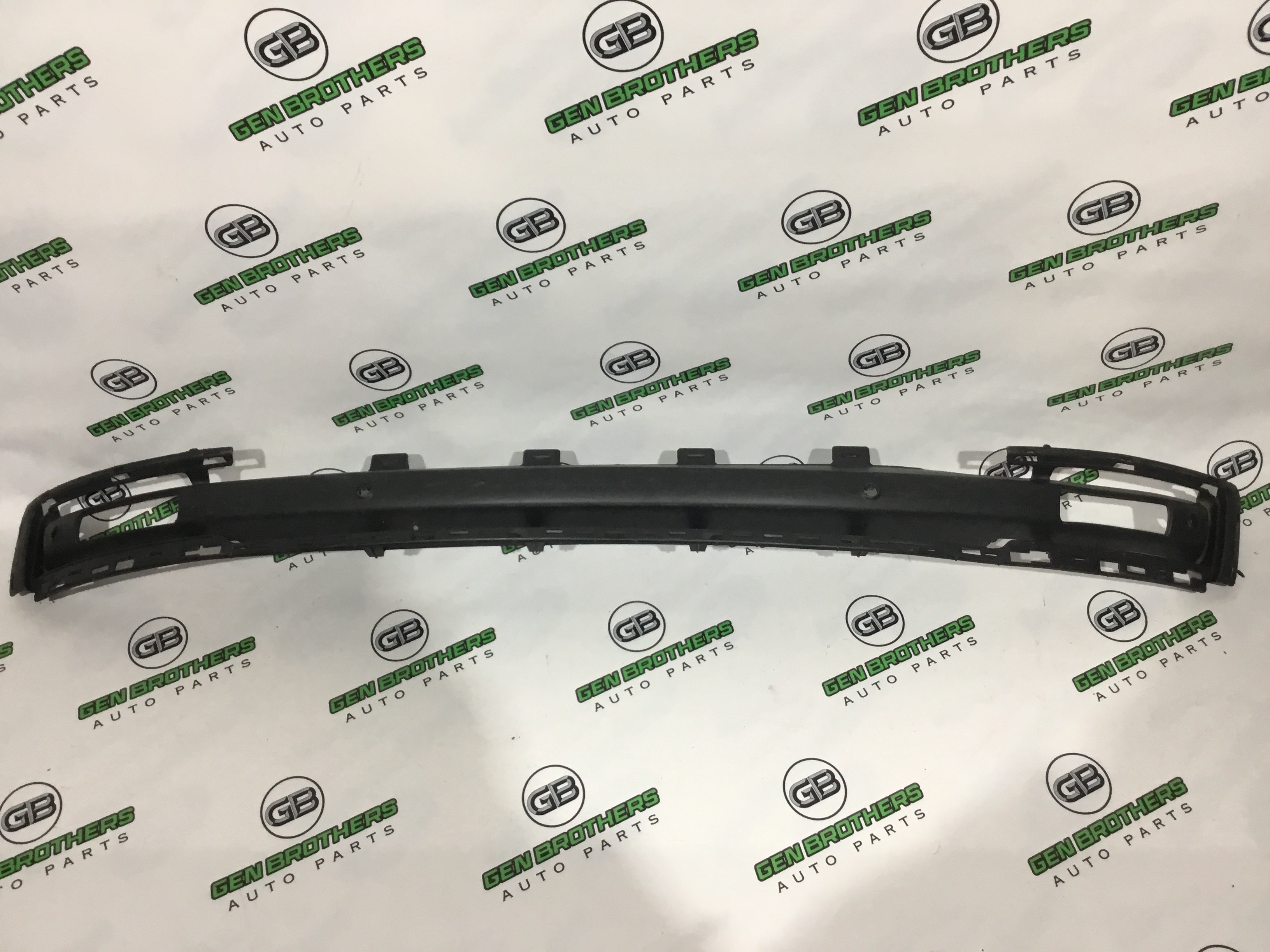 Заглушка, вставка решітка в бампер