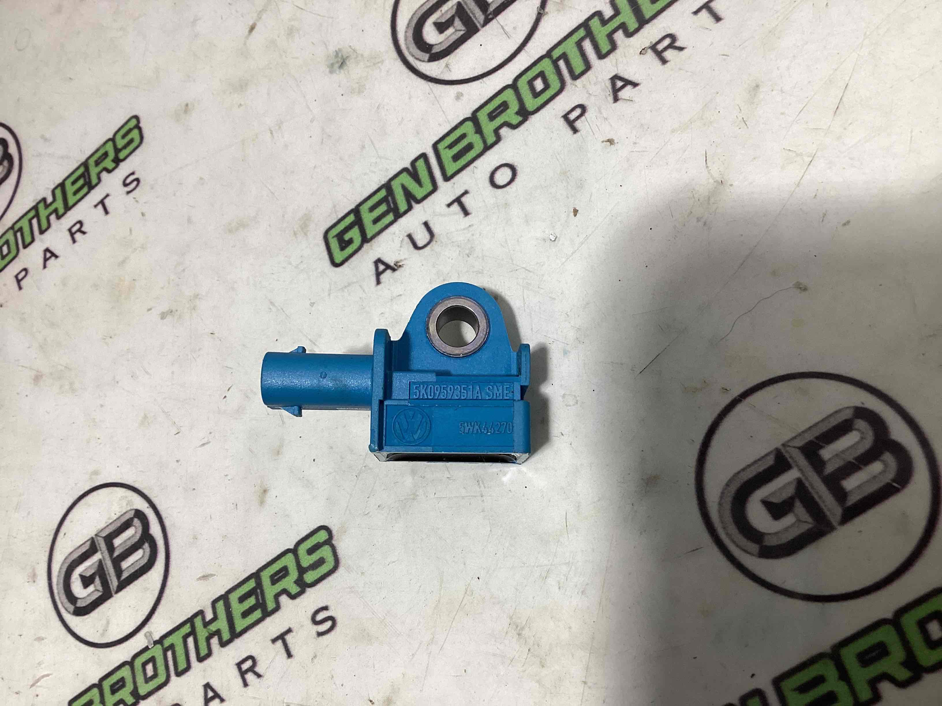 Датчик удару Airbag бічний