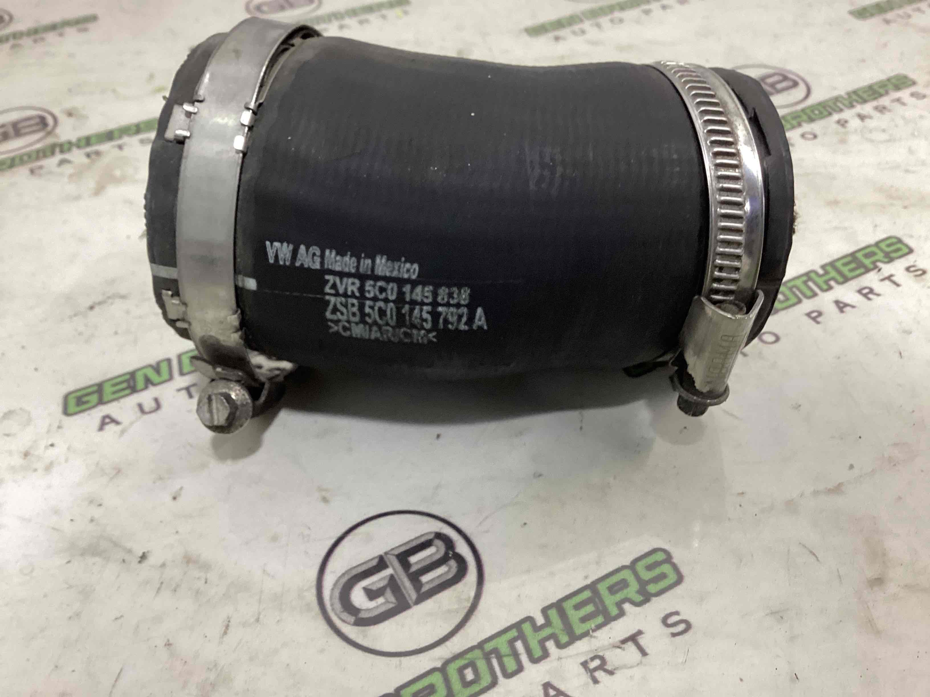 Патрубок інтеркулера