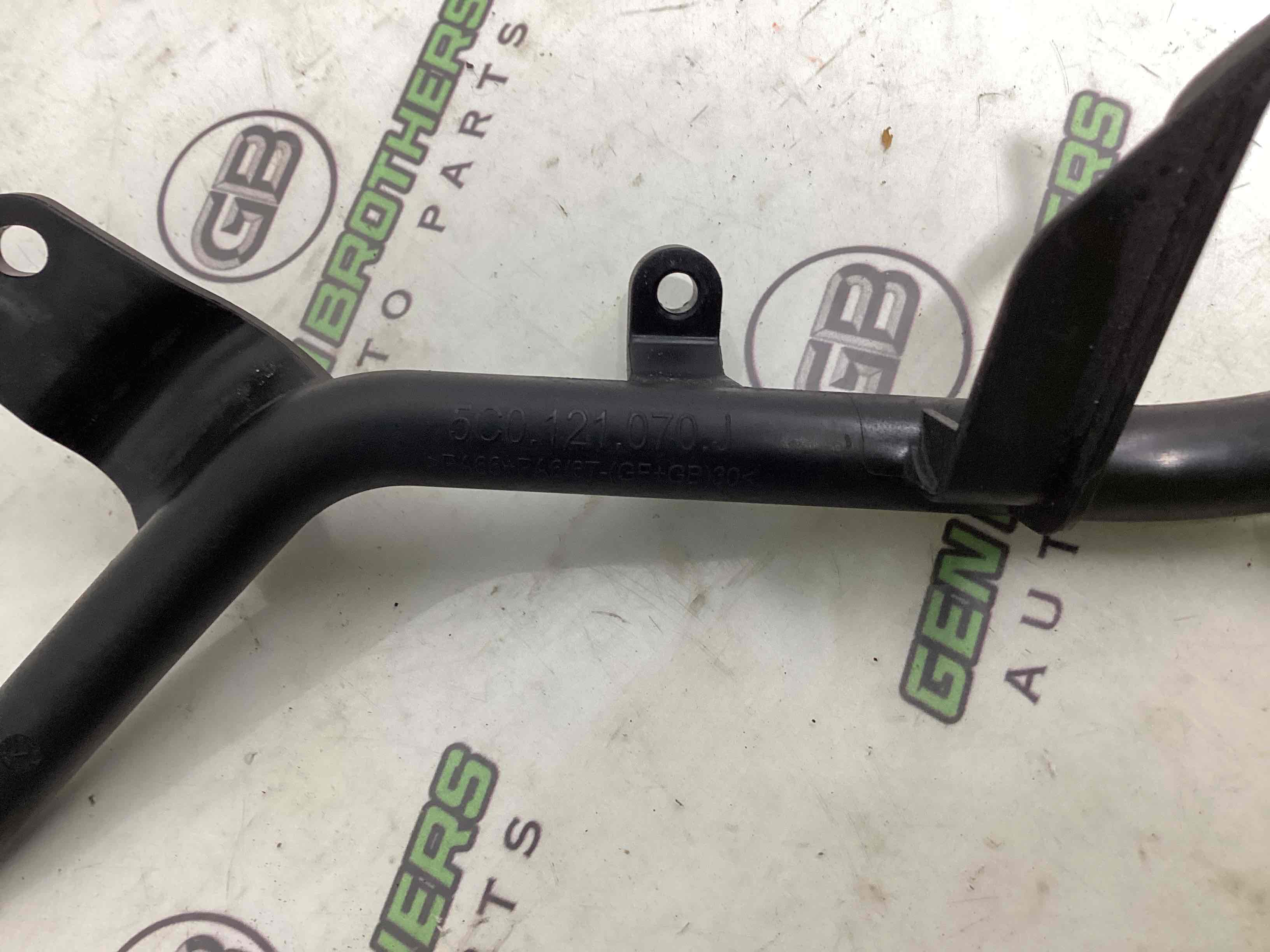 Патрубок трубопровід, шланг