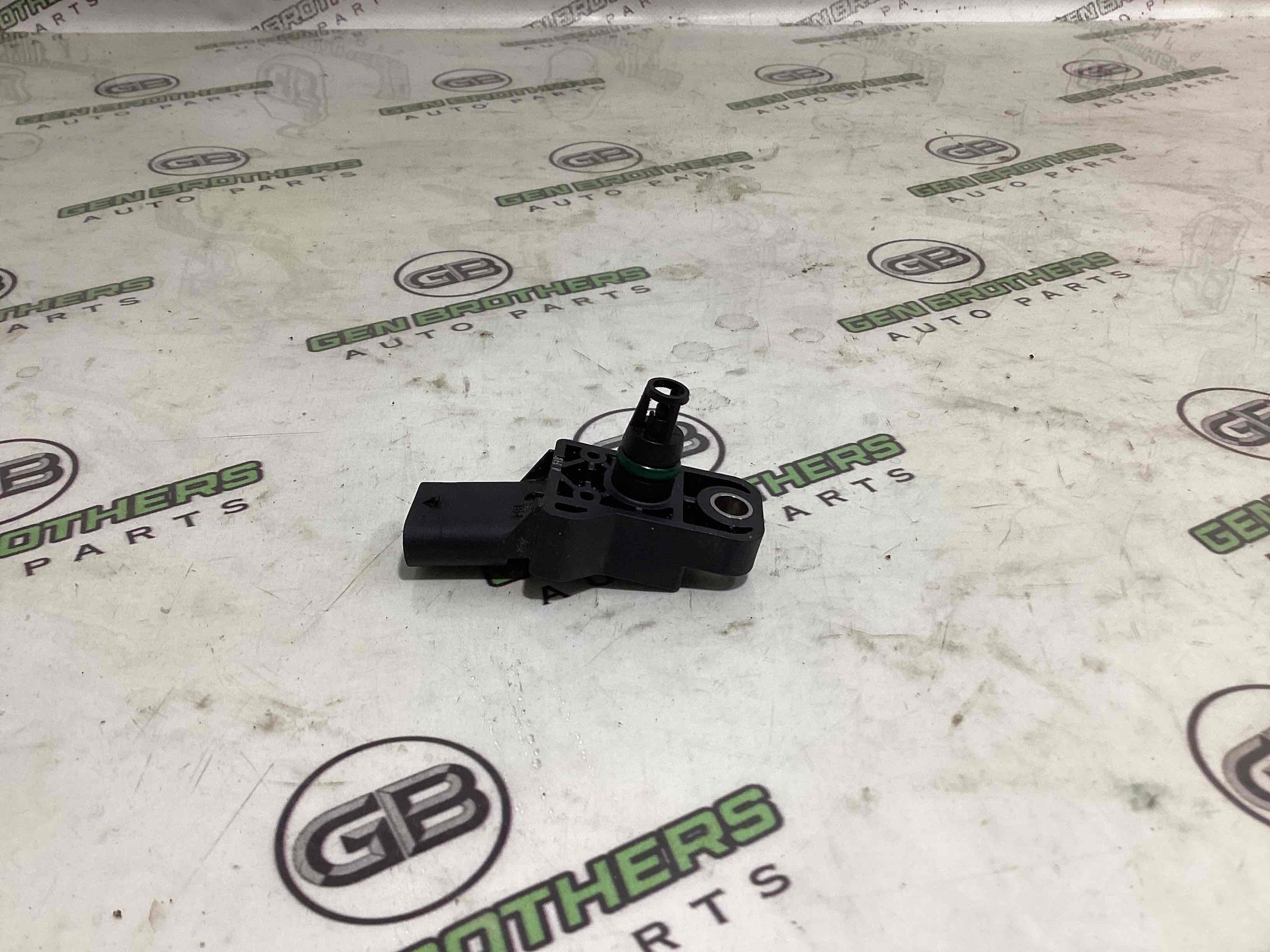 Датчик тиску у впускному колекторі