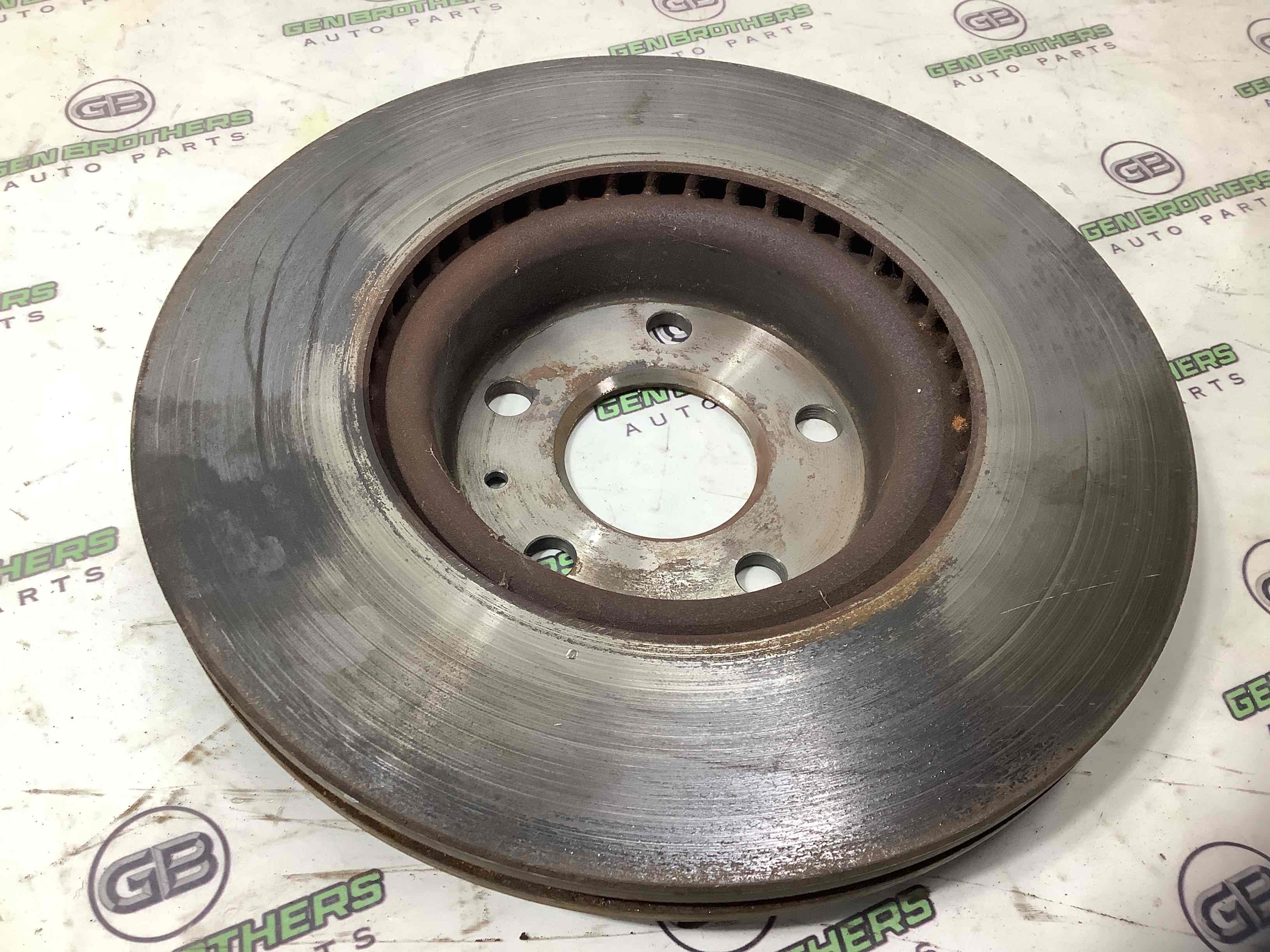 Гальмівний диск передній