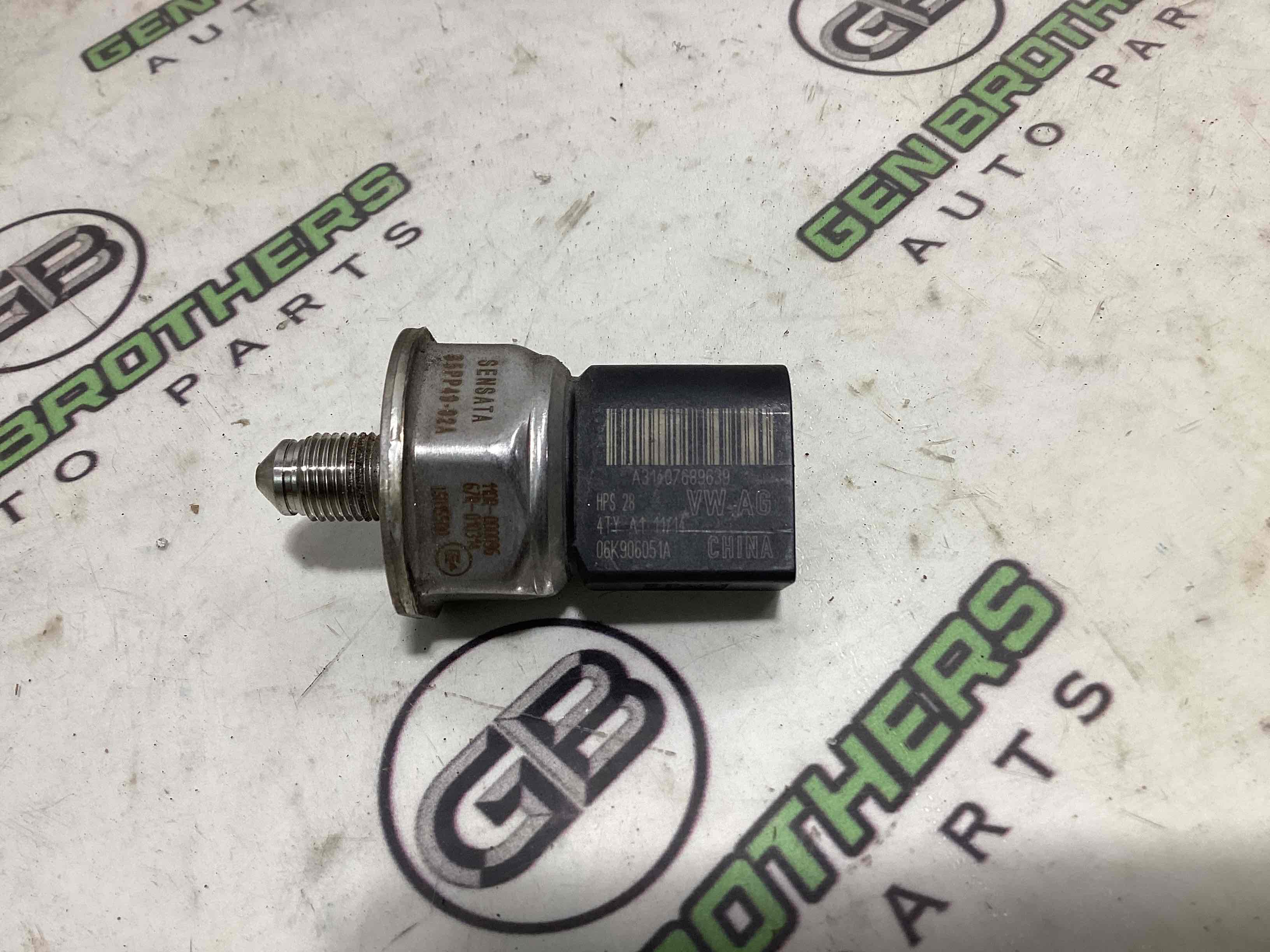 Датчик тиску палива