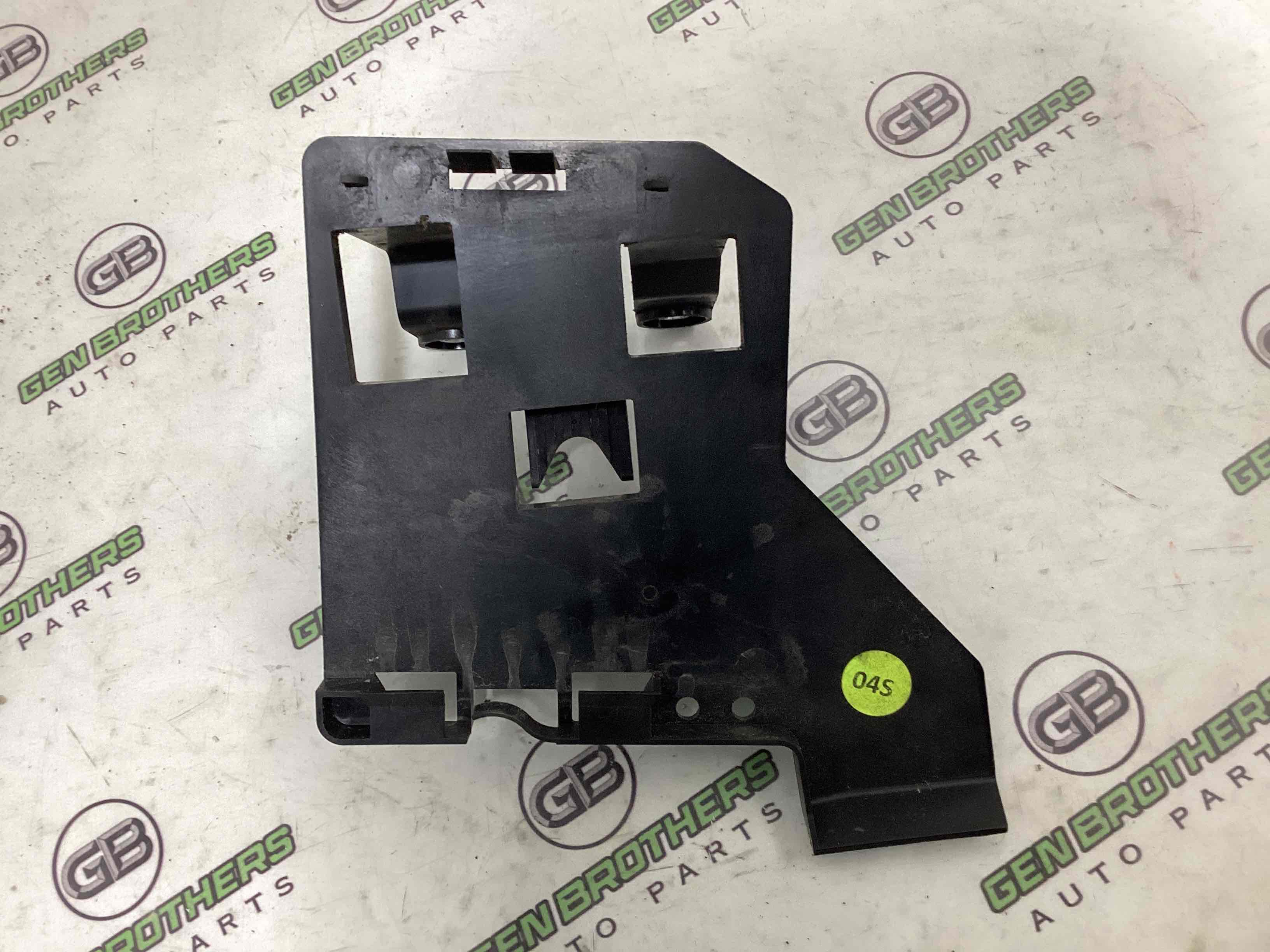 Кріплення, кронштейн