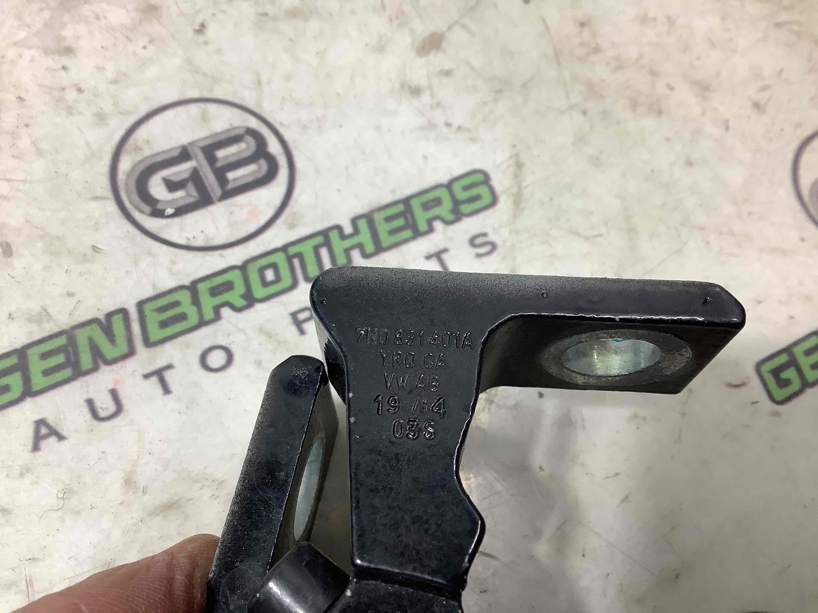 Петля двері, замок двері